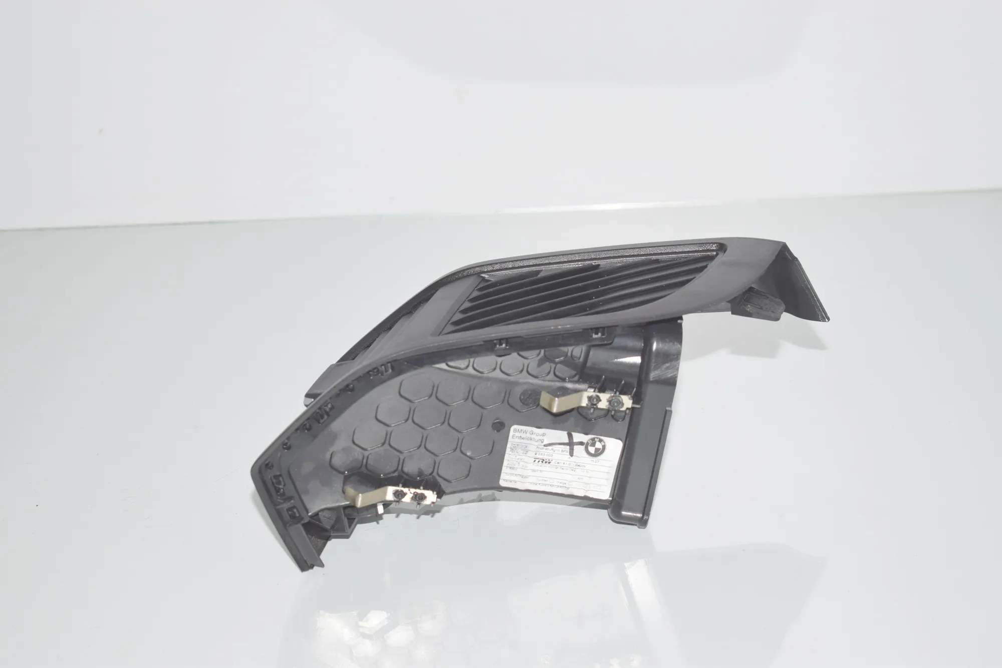 Dashboard Air Vents – OEM 9283003 · BMW i3 (I01) Hybrid 2016 – 3