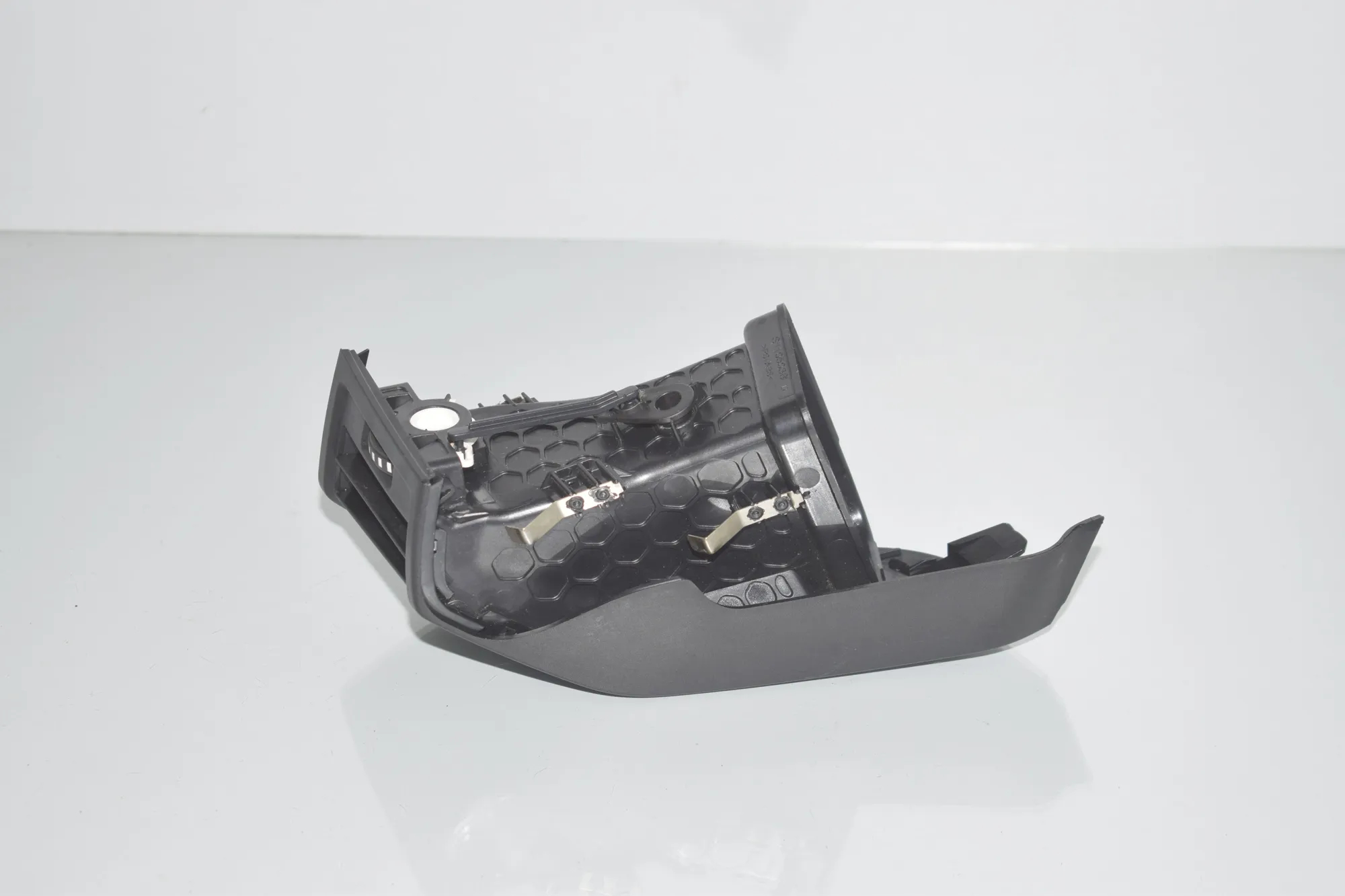 Dashboard Air Vents – OEM 9283003 · BMW i3 (I01) Hybrid 2016 – 6