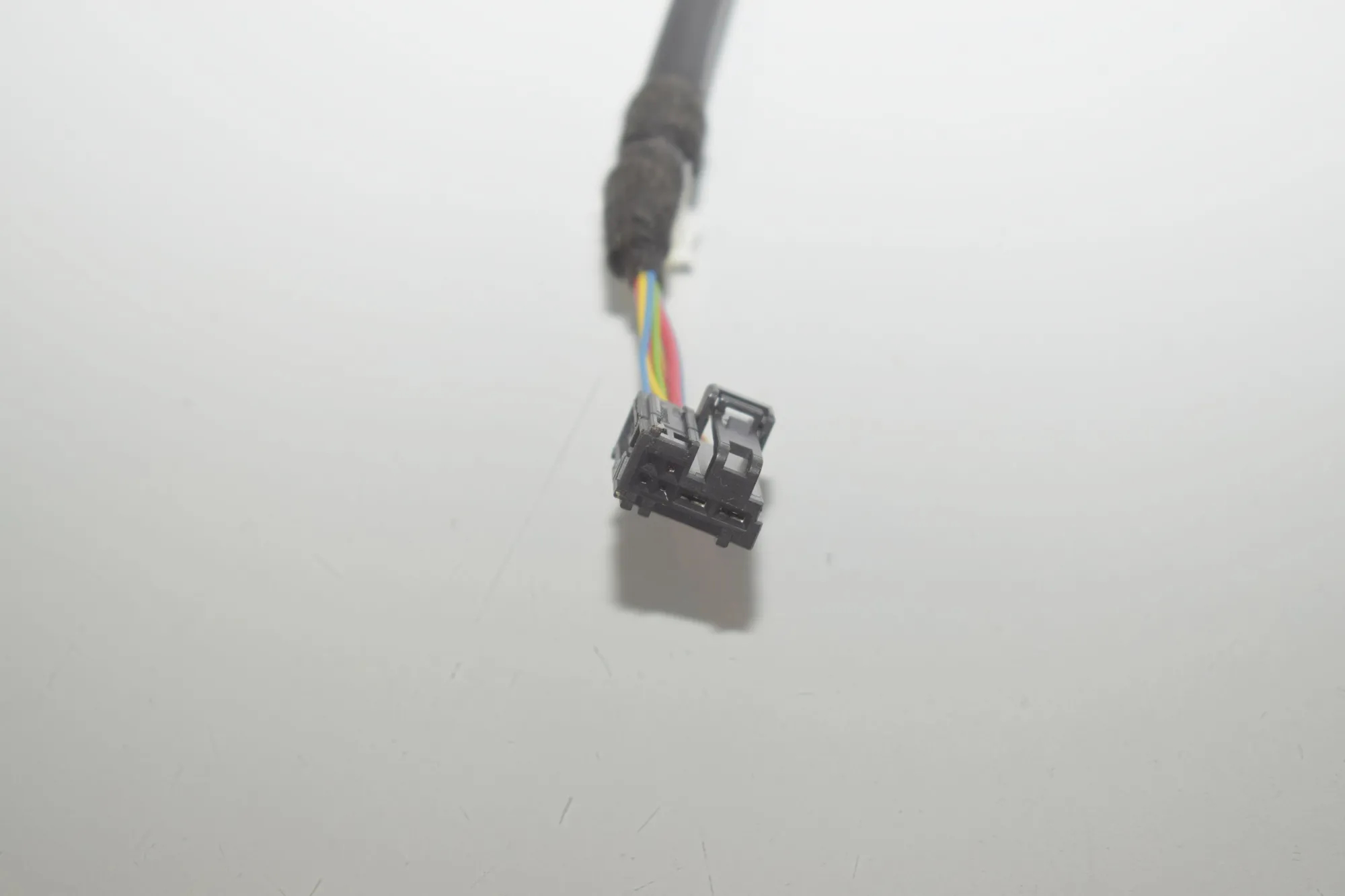 Other Wiring Loom – OEM 13318810 · BMW i3 (I01) Hybrid 2016 – 4