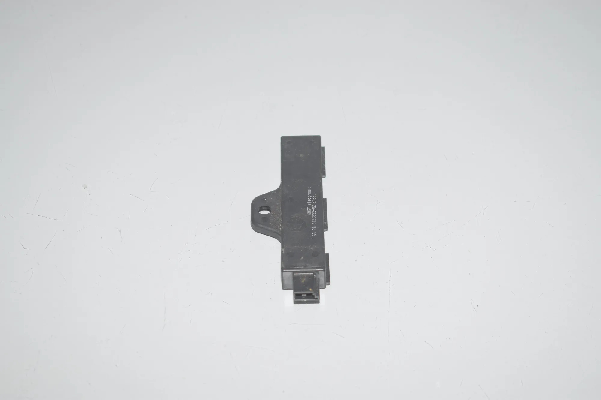 Antenna – OEM 9220832 · BMW i3 (I01) Hybrid 2016
