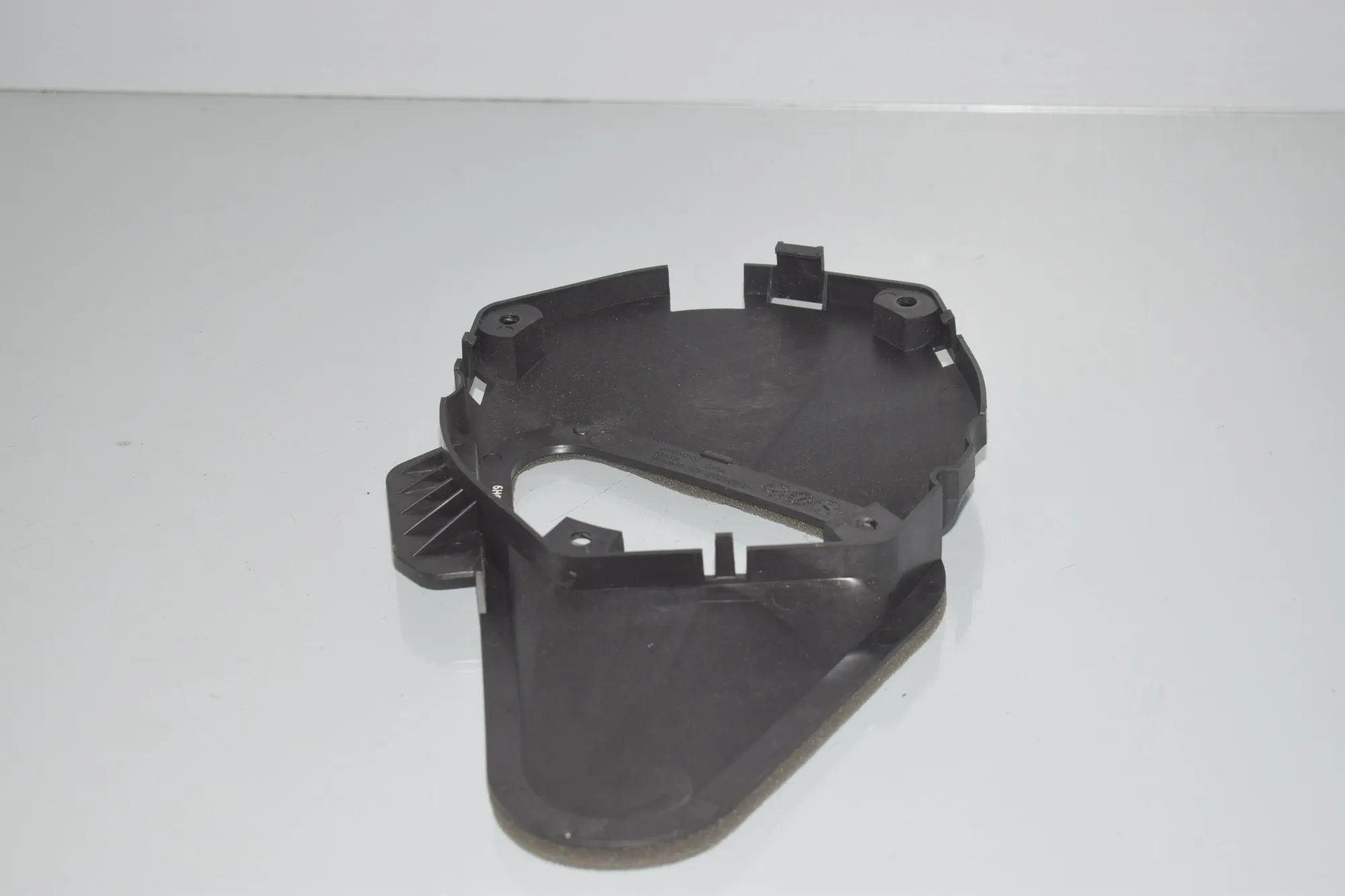 Loudspeaker Cover – OEM 9295047 · BMW i3 (I01) Hybrid 2016 – 2
