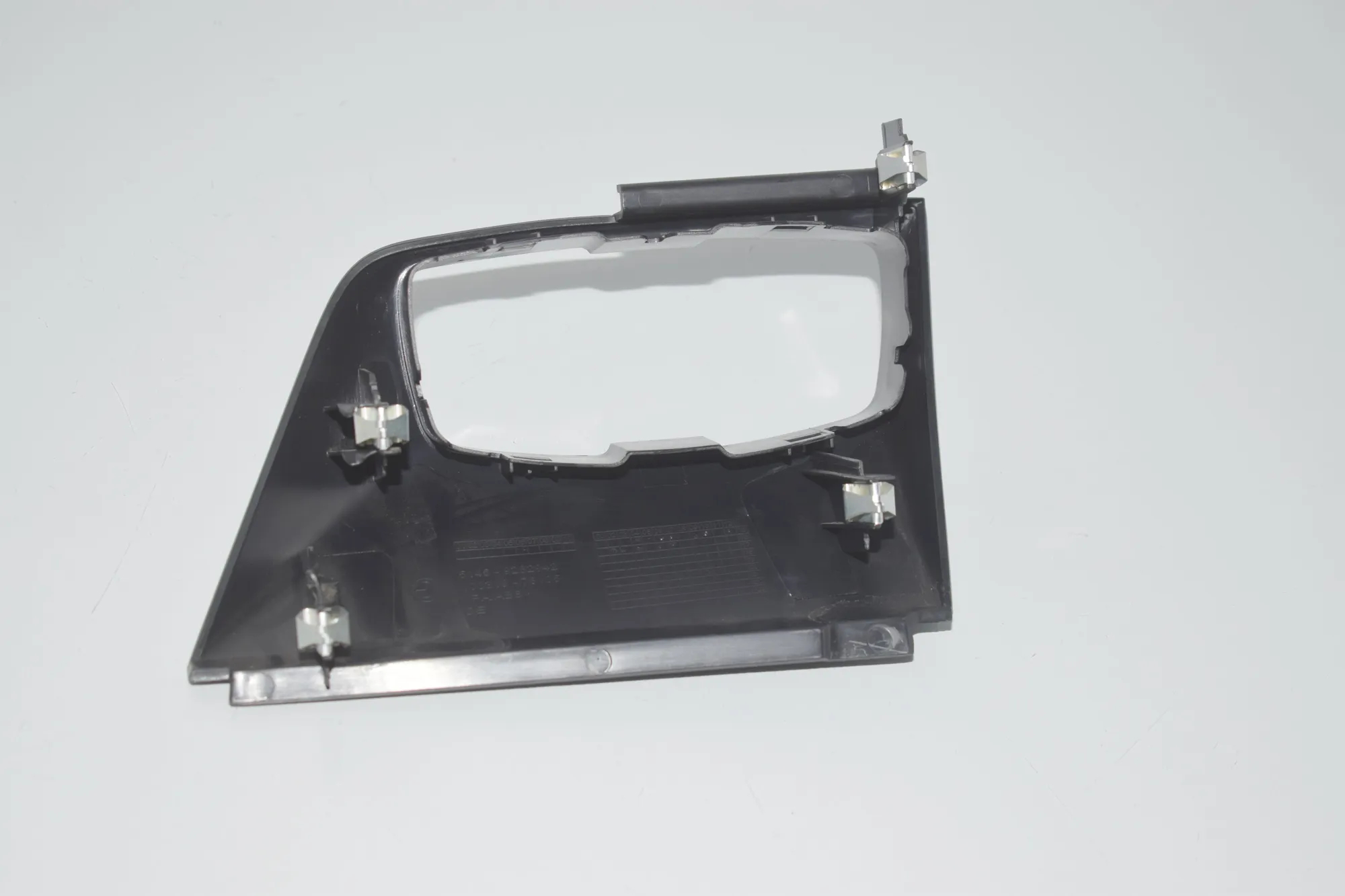 Headlight Switch Trim – OEM 9282942 · BMW i3 (I01) Hybrid 2016 – 5