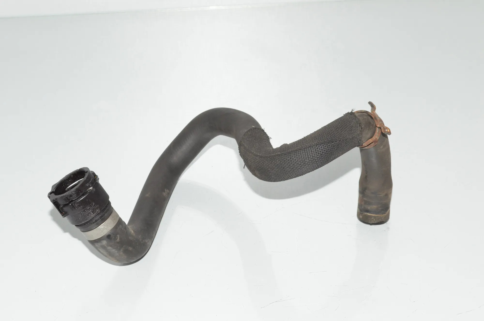 Coolant Hose Pipe – OEM 9266420 · BMW 5 Touring (F11) M 550 d xDrive 2012 – 4