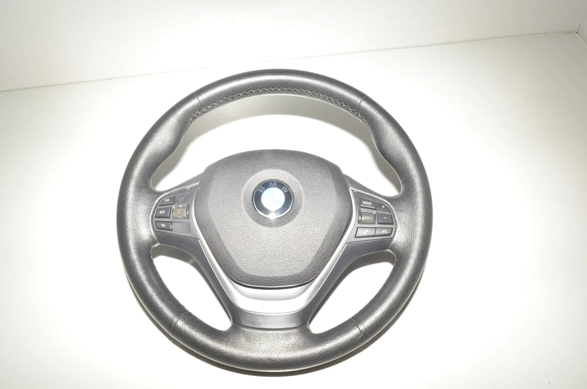 Steering Wheel – OEM 6878250 · BMW 3 (F30, F80) 320 i Efficient Dynamics 2014