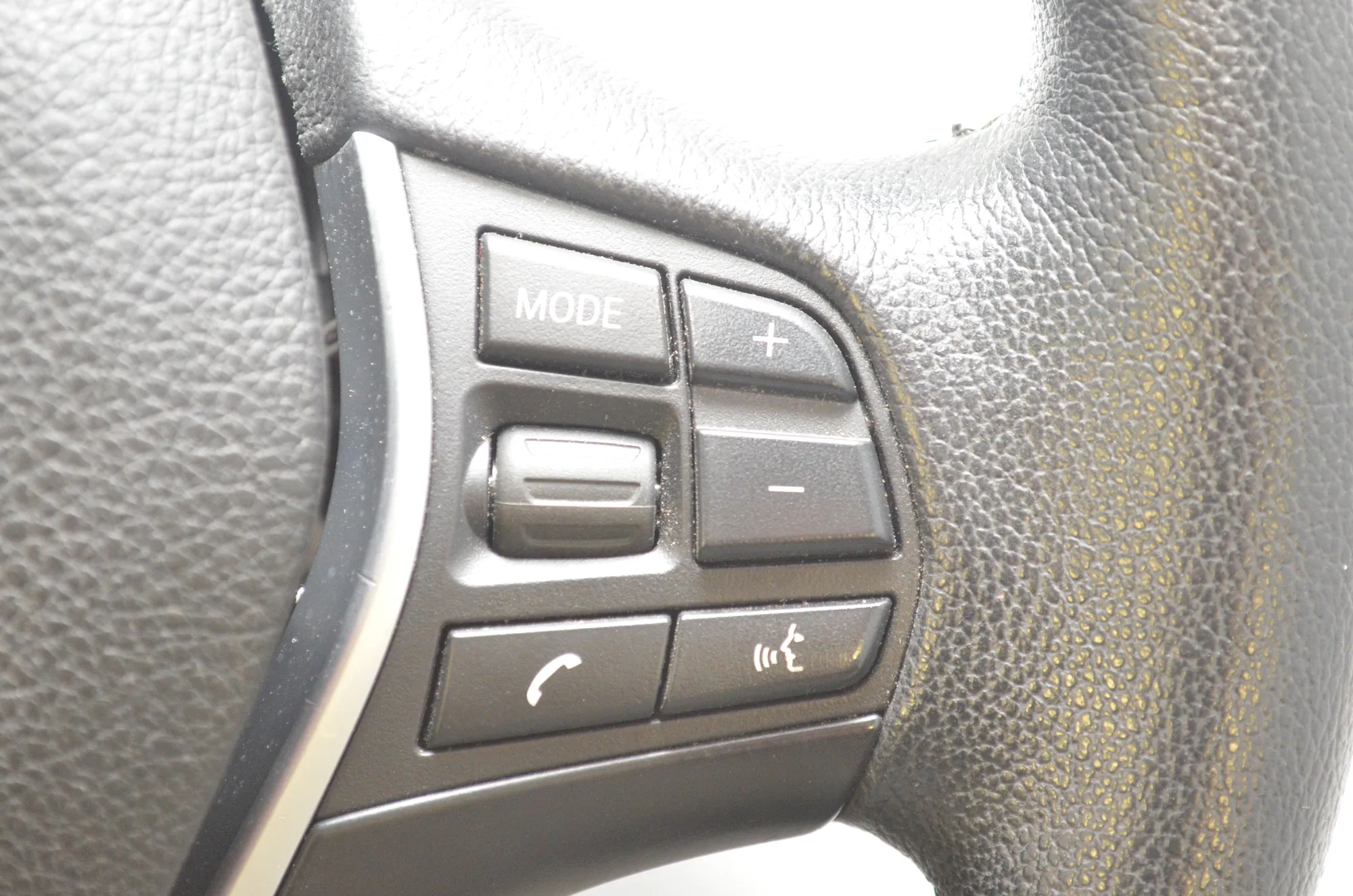Steering Wheel – OEM 6878250 · BMW 3 (F30, F80) 320 i Efficient Dynamics 2014 – 4