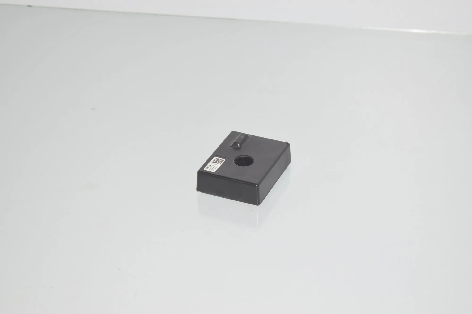 Antenna – OEM 9325735 · BMW i3 (I01) Hybrid 2016