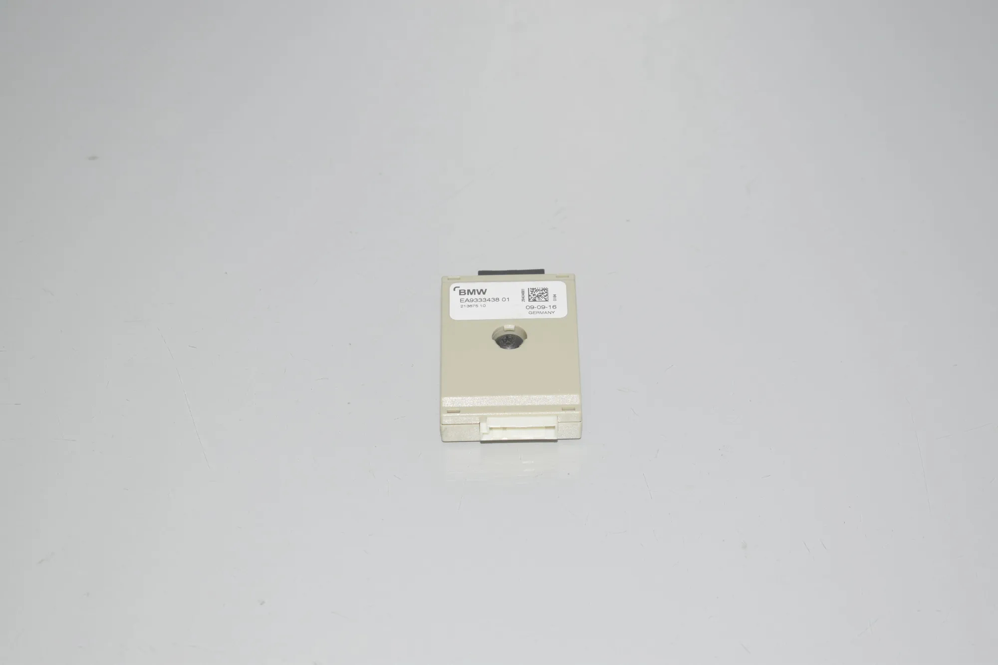 Antenna Amplifier – OEM 9333438 · BMW i3 (I01) Hybrid 2016
