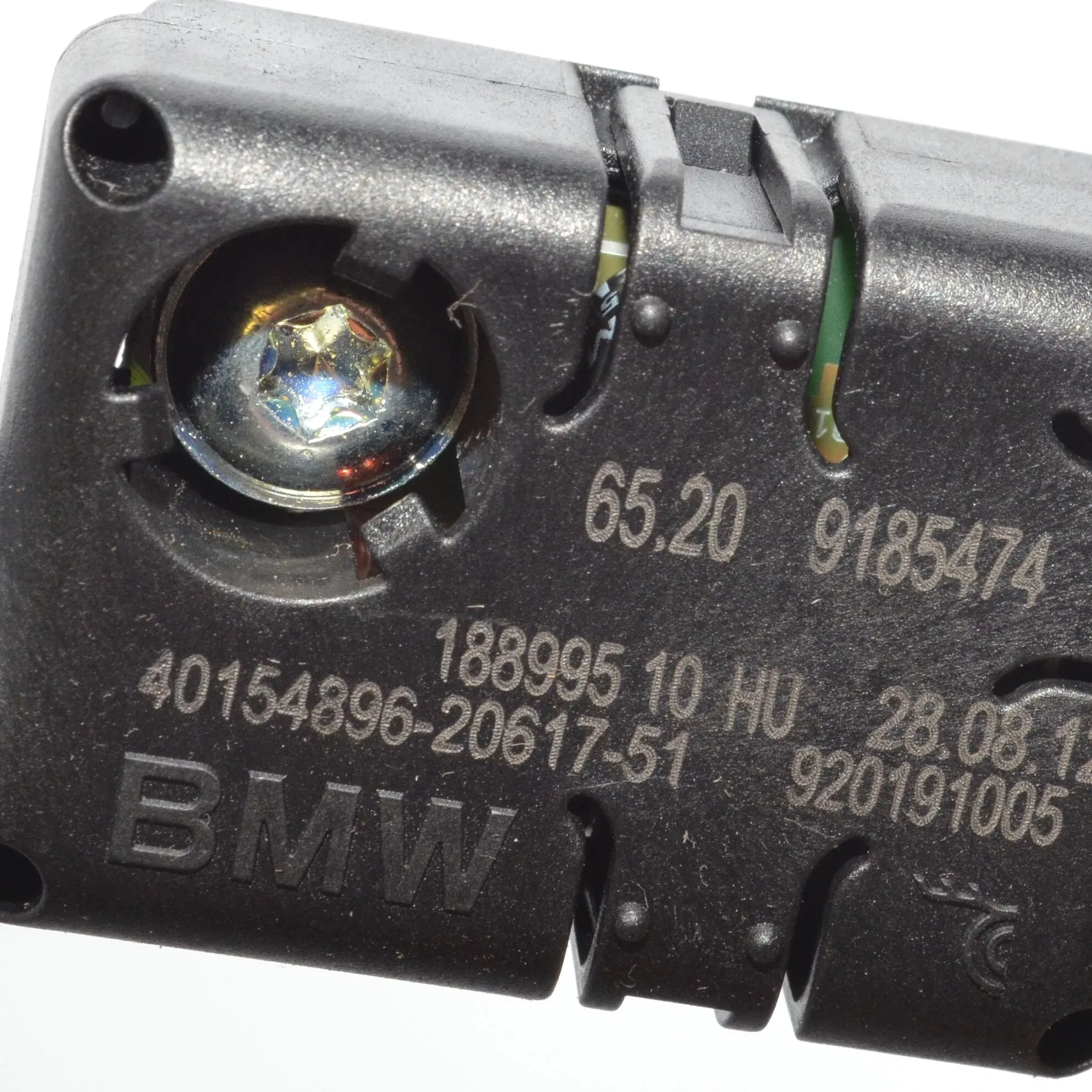 Antenna Amplifier – OEM 9185474 · BMW 5 Touring (F11) M 550 d xDrive 2012 – 5