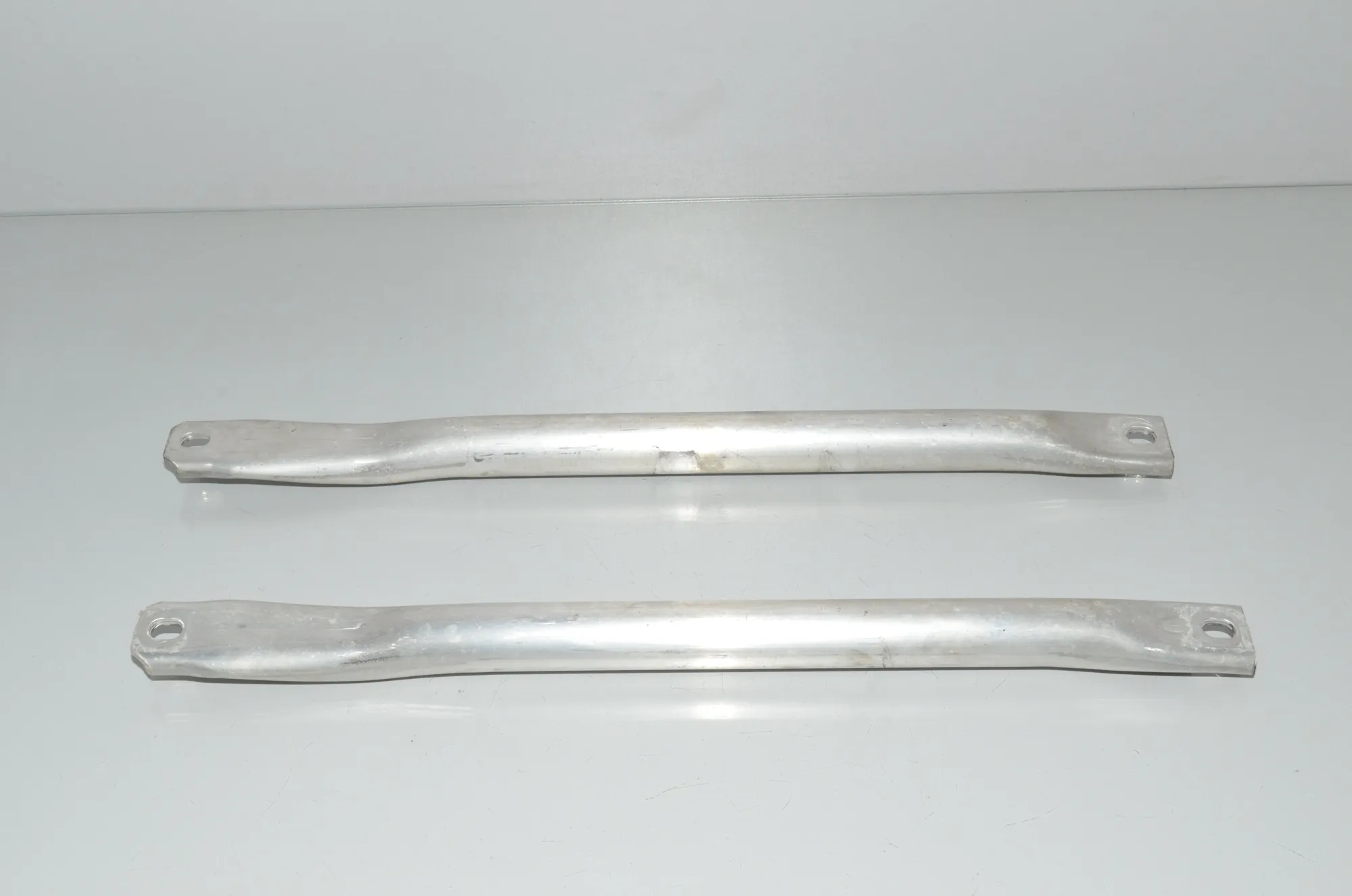 Other Engine Compartment Parts – OEM 7180315 · BMW 5 Touring (F11) M 550 d xDrive 2012 – 3