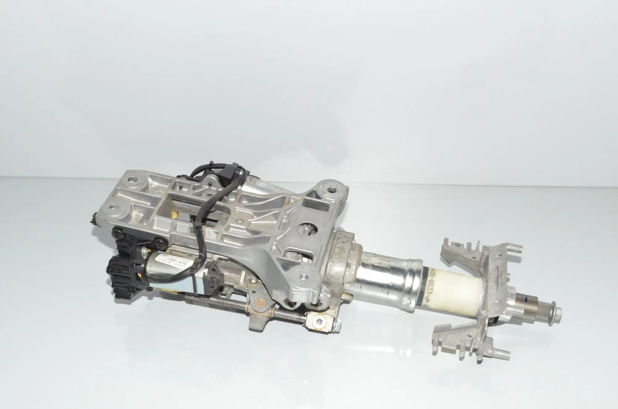 Steering Wheel Adjustment Mechanism – OEM 6788155 · BMW 5 Touring (F11) M 550 d xDrive 2012 – 5