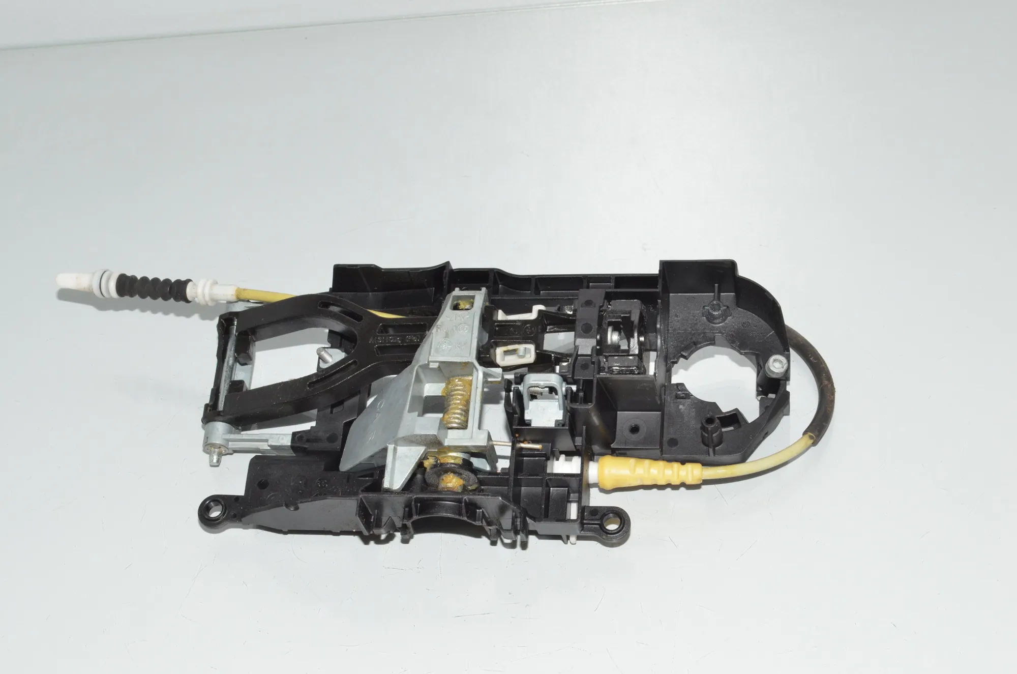 Rear Right Door Interior Handle Frame – OEM 7187228 · BMW 5 Touring (F11) M 550 d xDrive 2012 – 3