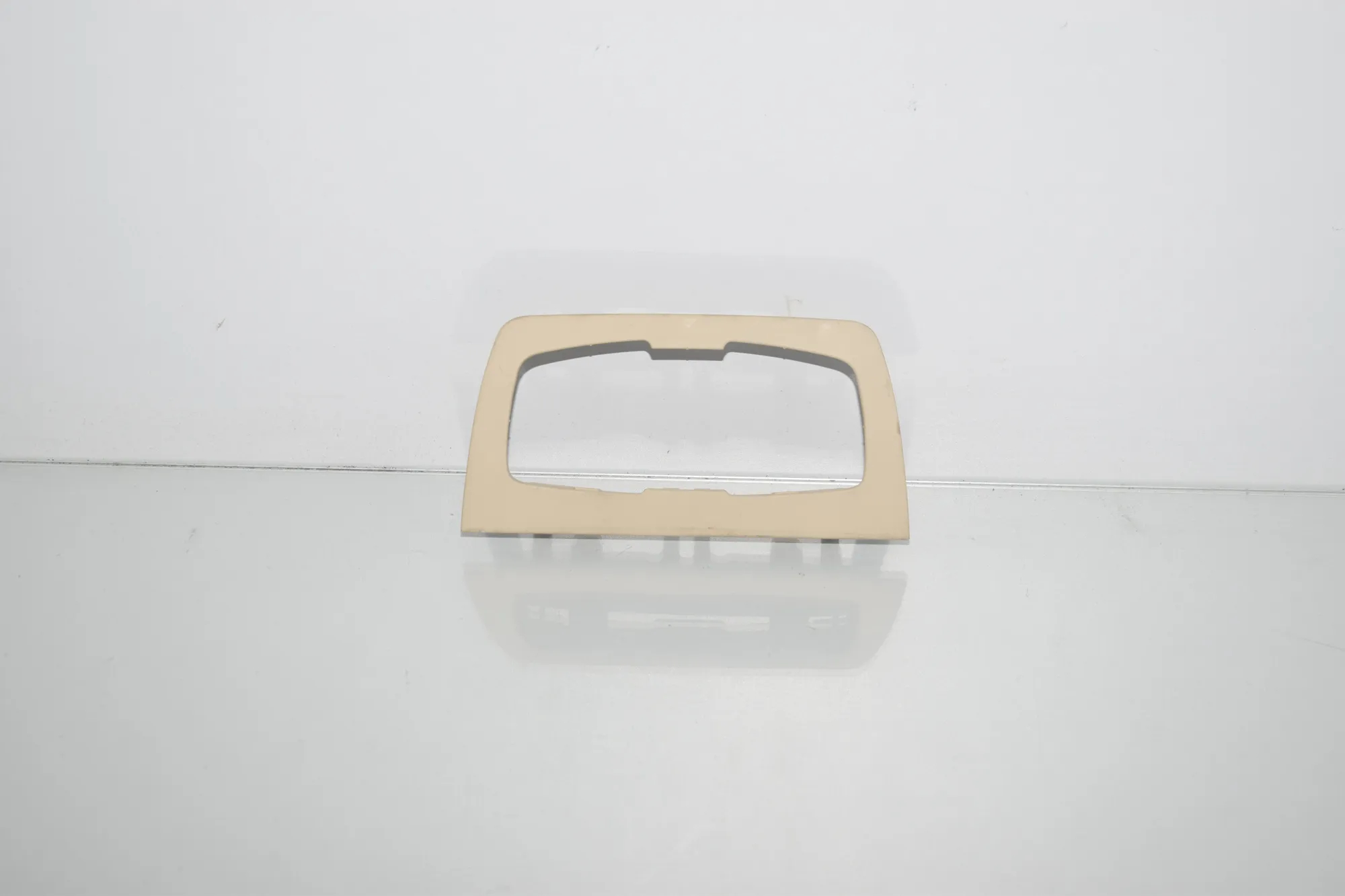 Headlight Switch Trim – OEM 9218531 · BMW 3 (F30, F80) 320 i Efficient Dynamics 2014