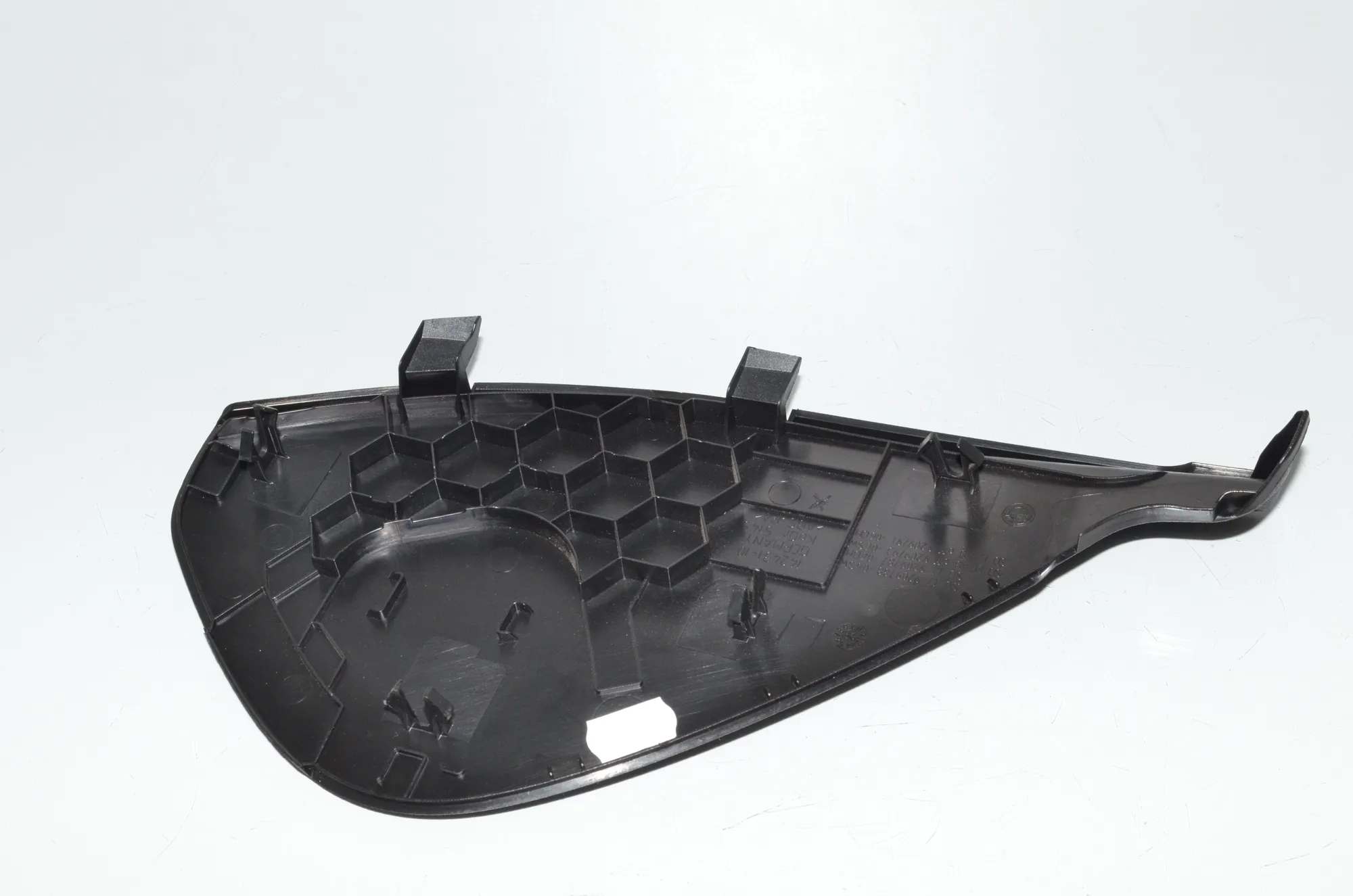 Dashboard Side Trim – OEM 9209788 · BMW 5 Touring (F11) M 550 d xDrive 2012 – 4