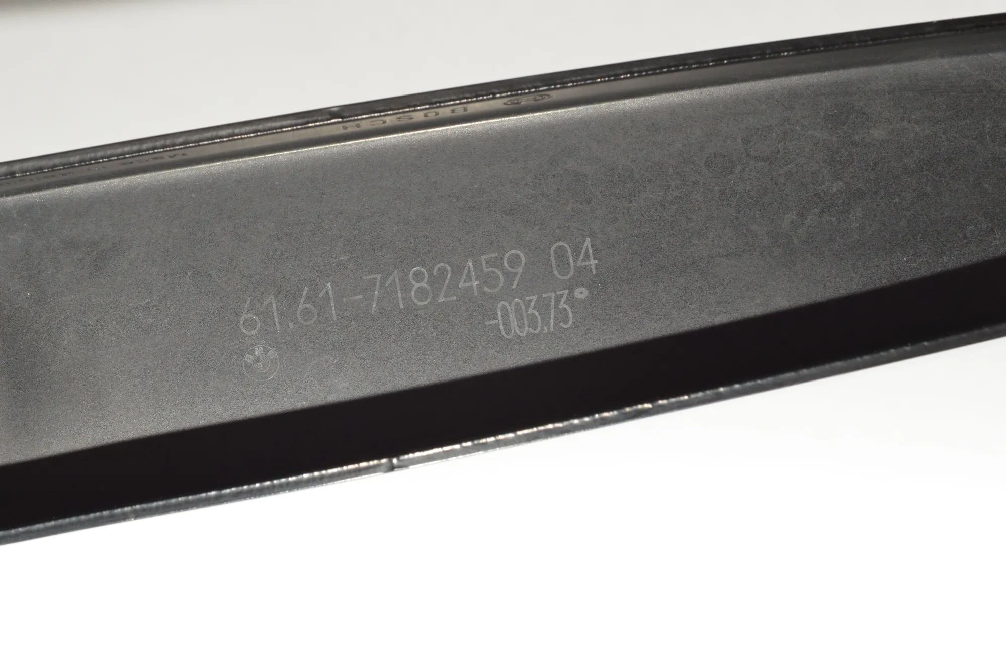 Front Wiper Arms – OEM 7203156 · BMW 5 Touring (F11) M 550 d xDrive 2012 – 6