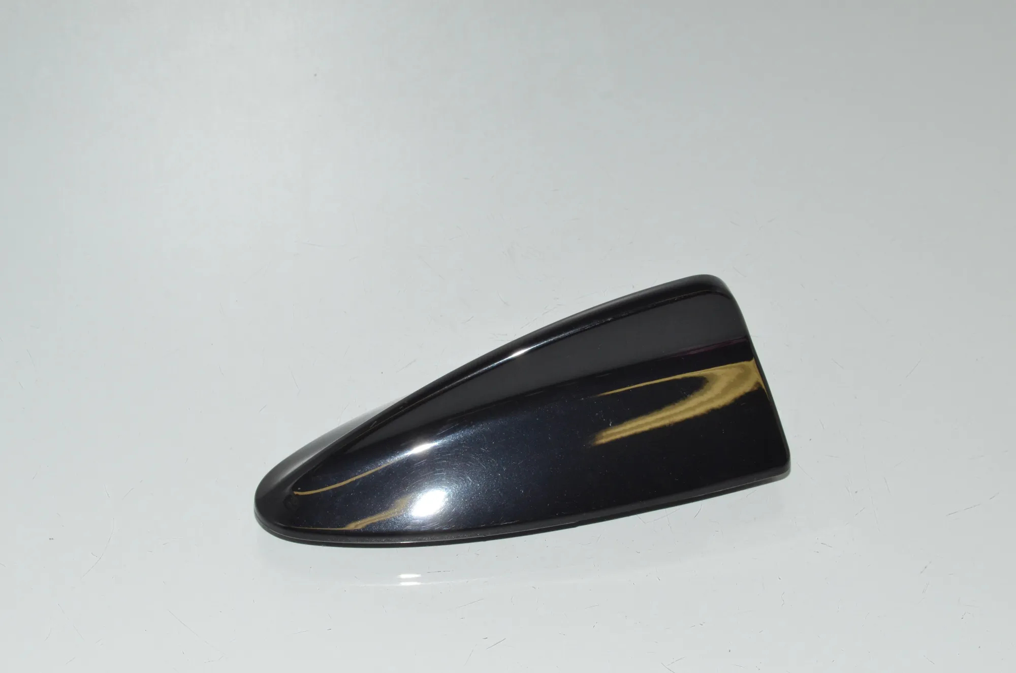 Antenna Trim – OEM 6972574 · BMW 5 Touring (F11) M 550 d xDrive 2012 – 3