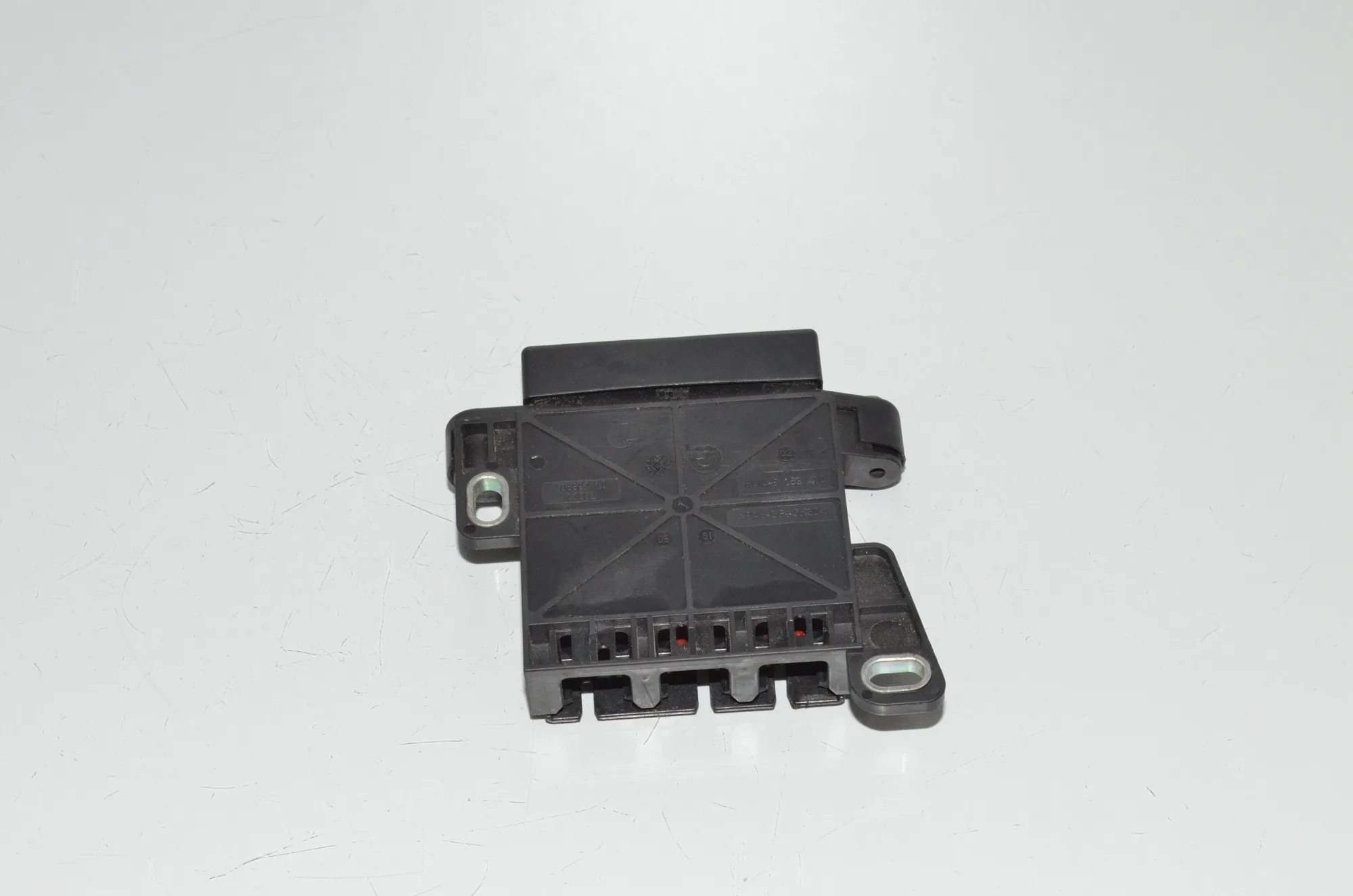 Power Distribution Unit – OEM 9153418 · BMW 5 Touring (F11) M 550 d xDrive 2012 – 4