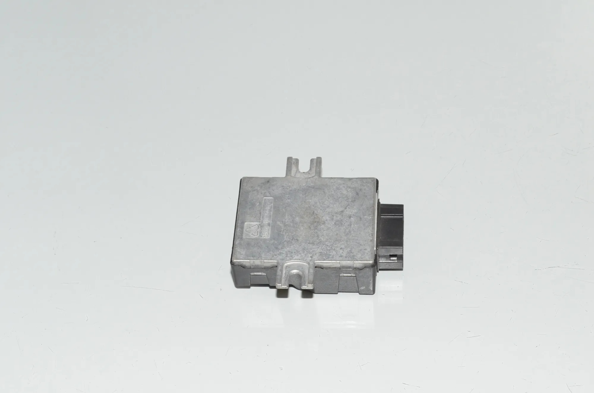 Fuel Pump Control Unit – OEM 7466895 · BMW 7 (G11, G12) BMW 7 (G11, G12) 730 d 2016 – 3