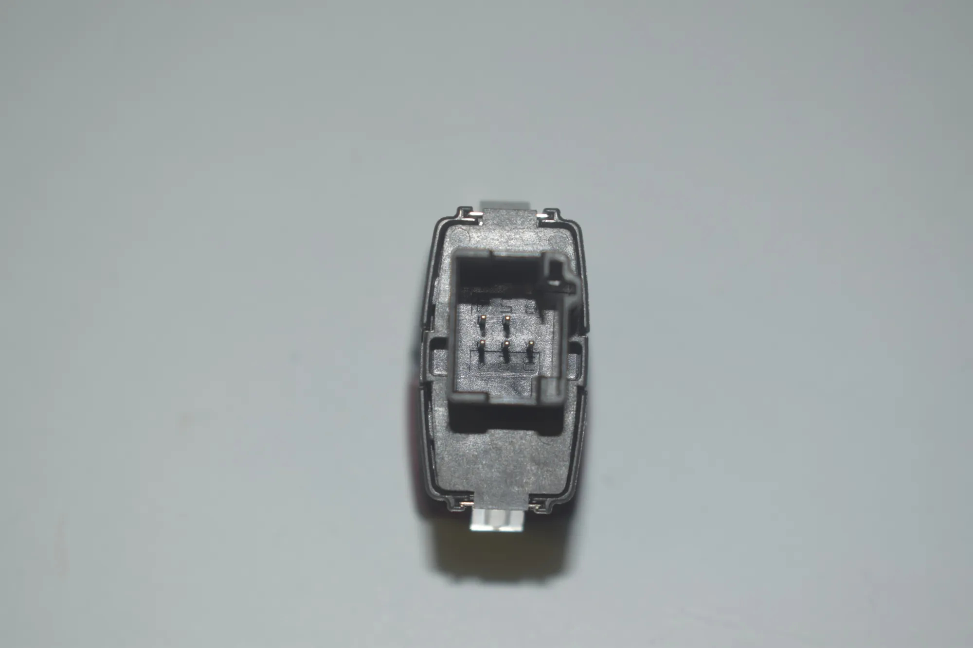 Hazard Button – OEM 9231786 · BMW 3 (F30, F80) 320 i Efficient Dynamics 2014 – 4