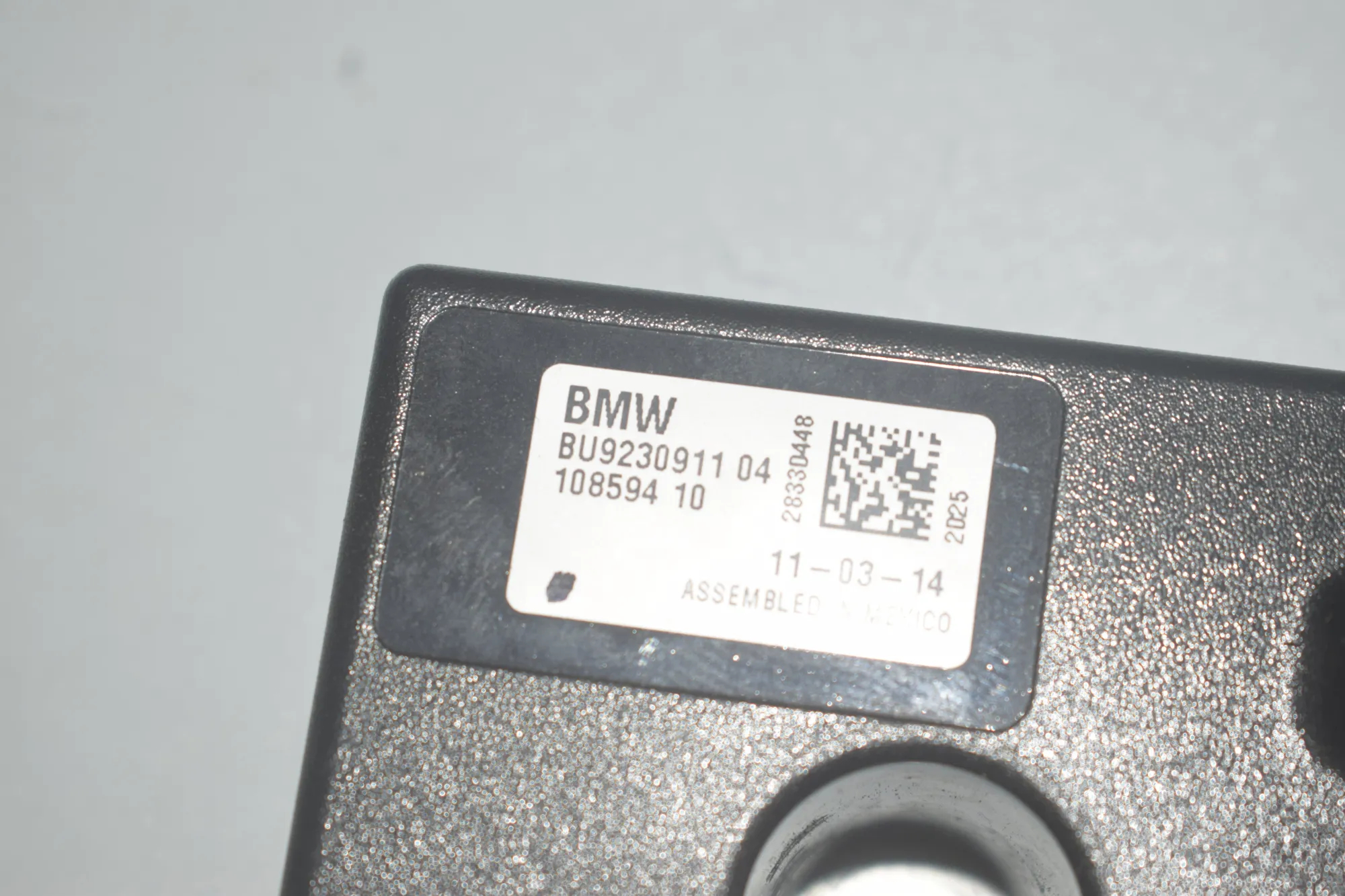 Antenna – OEM 9230911 · BMW 3 (F30, F80) 320 i Efficient Dynamics 2014 – 4