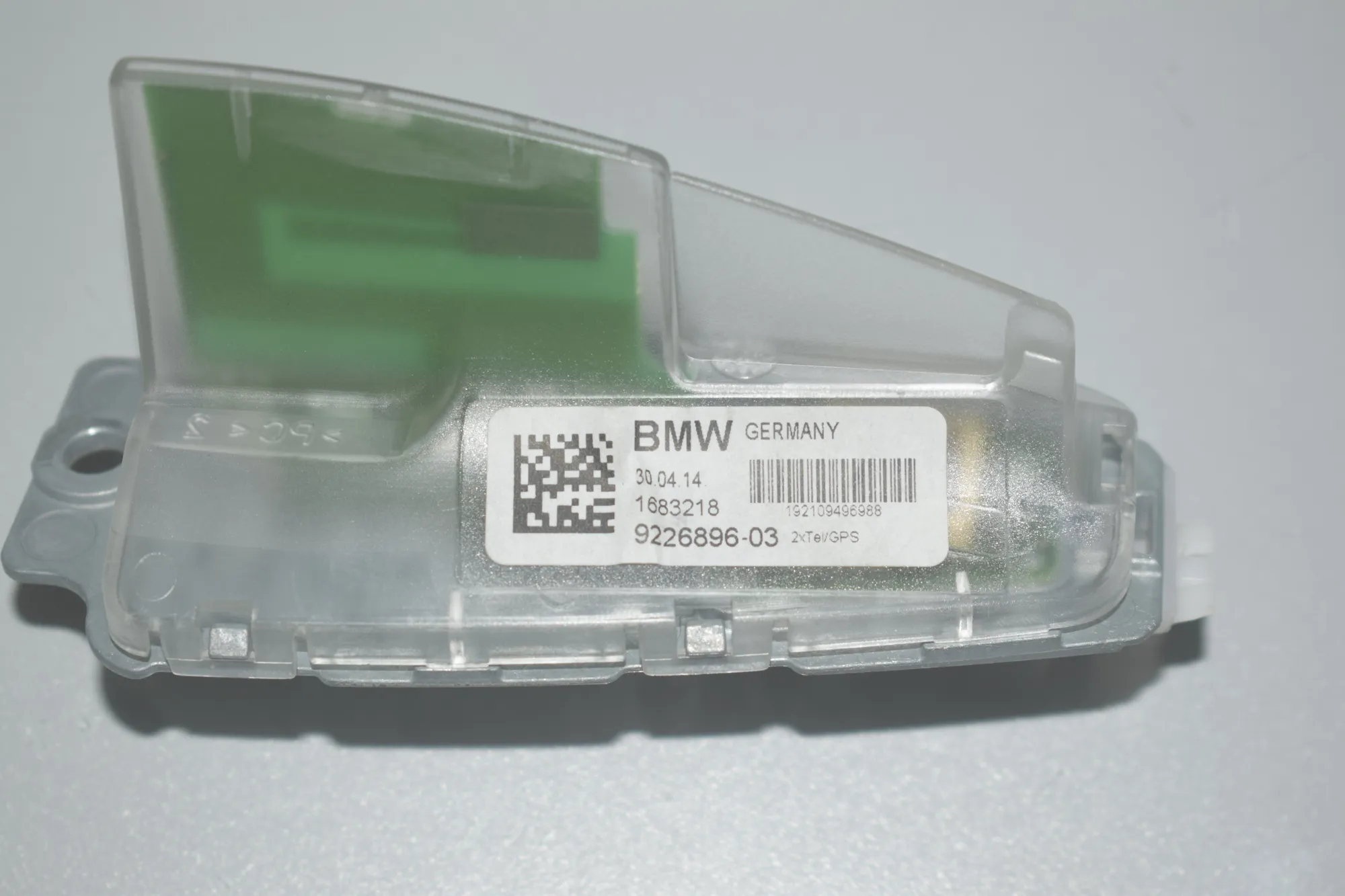 Antenna – OEM 9226896 · BMW 3 (F30, F80) 320 i Efficient Dynamics 2014 – 5