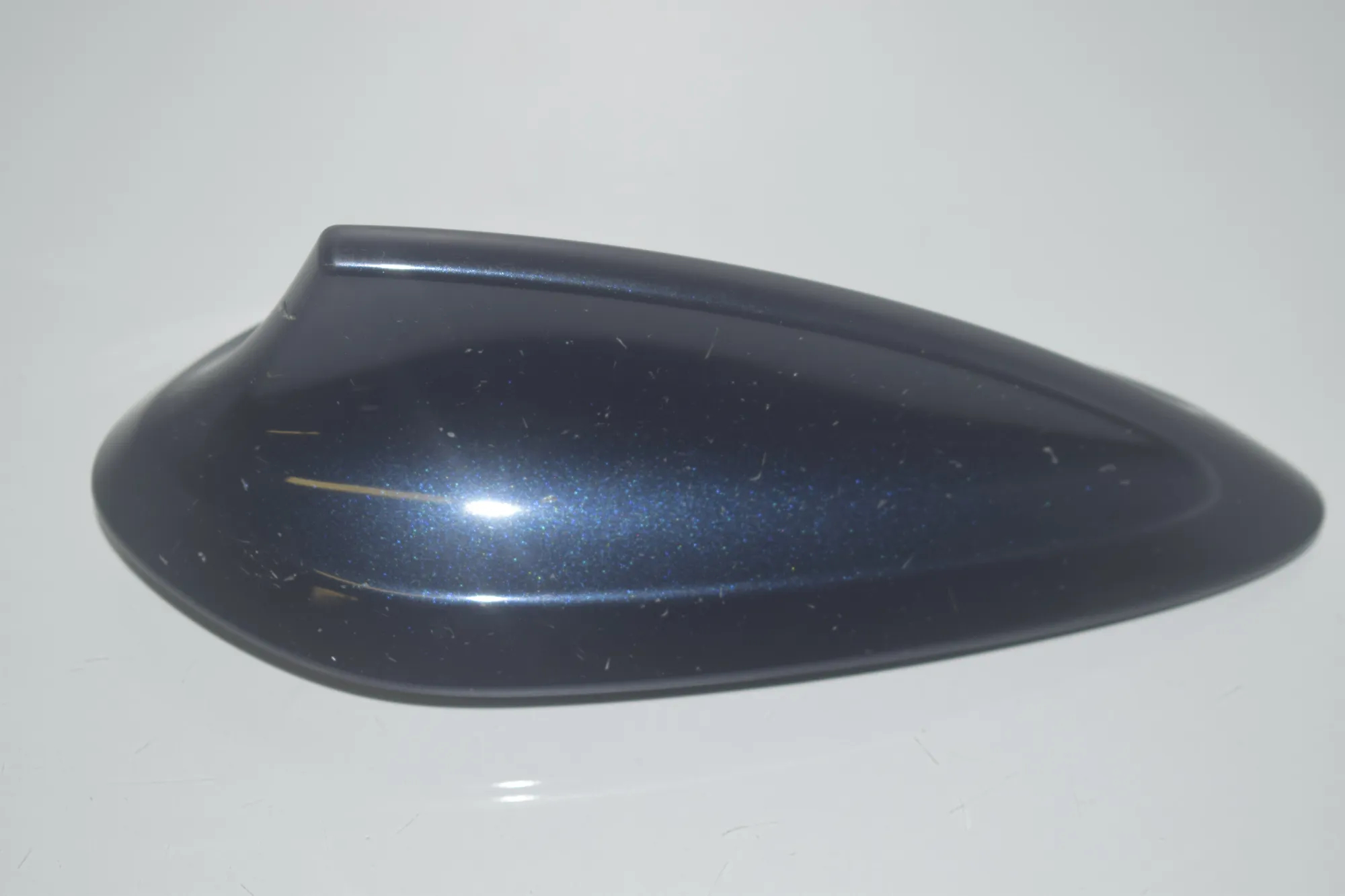 Antenna Trim – OEM 9253668 · BMW 3 (F30, F80) 320 i Efficient Dynamics 2014 – 4