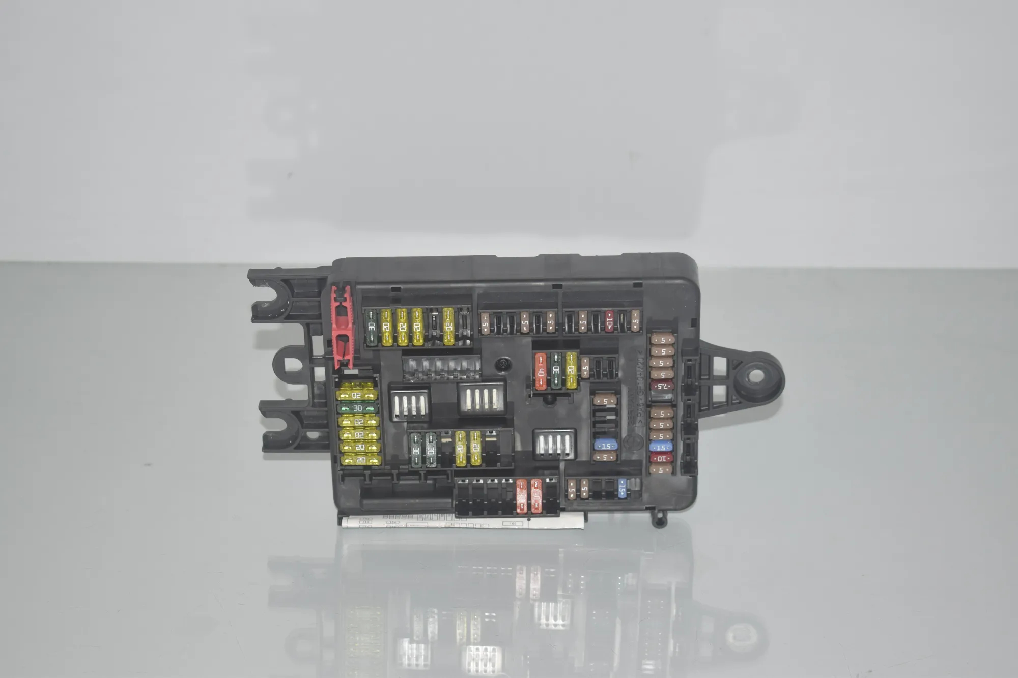 Fuse Box – OEM 9337880 · BMW 3 (F30, F80) 320 i Efficient Dynamics 2014 – 2