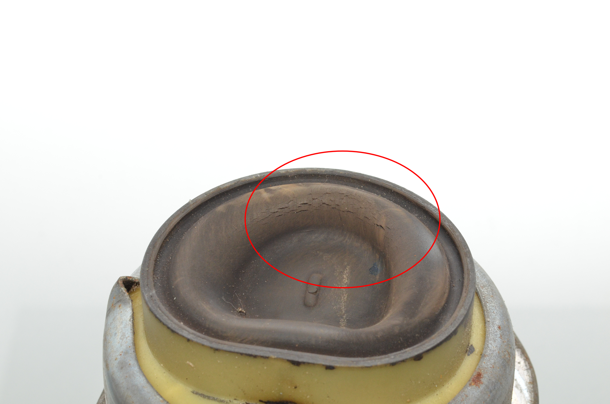 Left Side Engine Mount – OEM 6780653 · BMW X6 (E71, E72) xDrive 50 i 2009 – 6