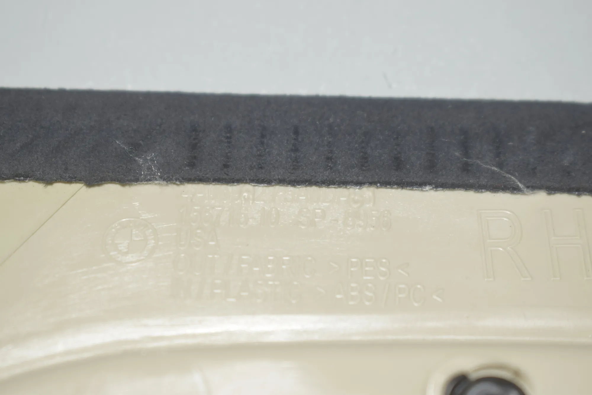 Right Side B Pillar Trim – OEM 5A16FC6 · BMW X7 (G07) BMW X7 (G07) xDrive M 50 D 2023 – 4