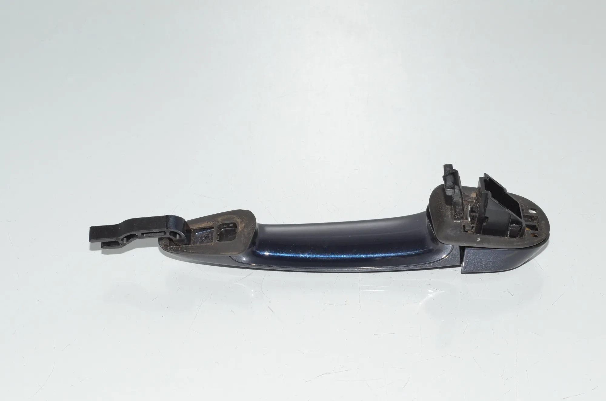 Front Right Door Exterior Handle – OEM 7207562 · BMW 3 (F30, F80) 320 i Efficient Dynamics 2014 – 4