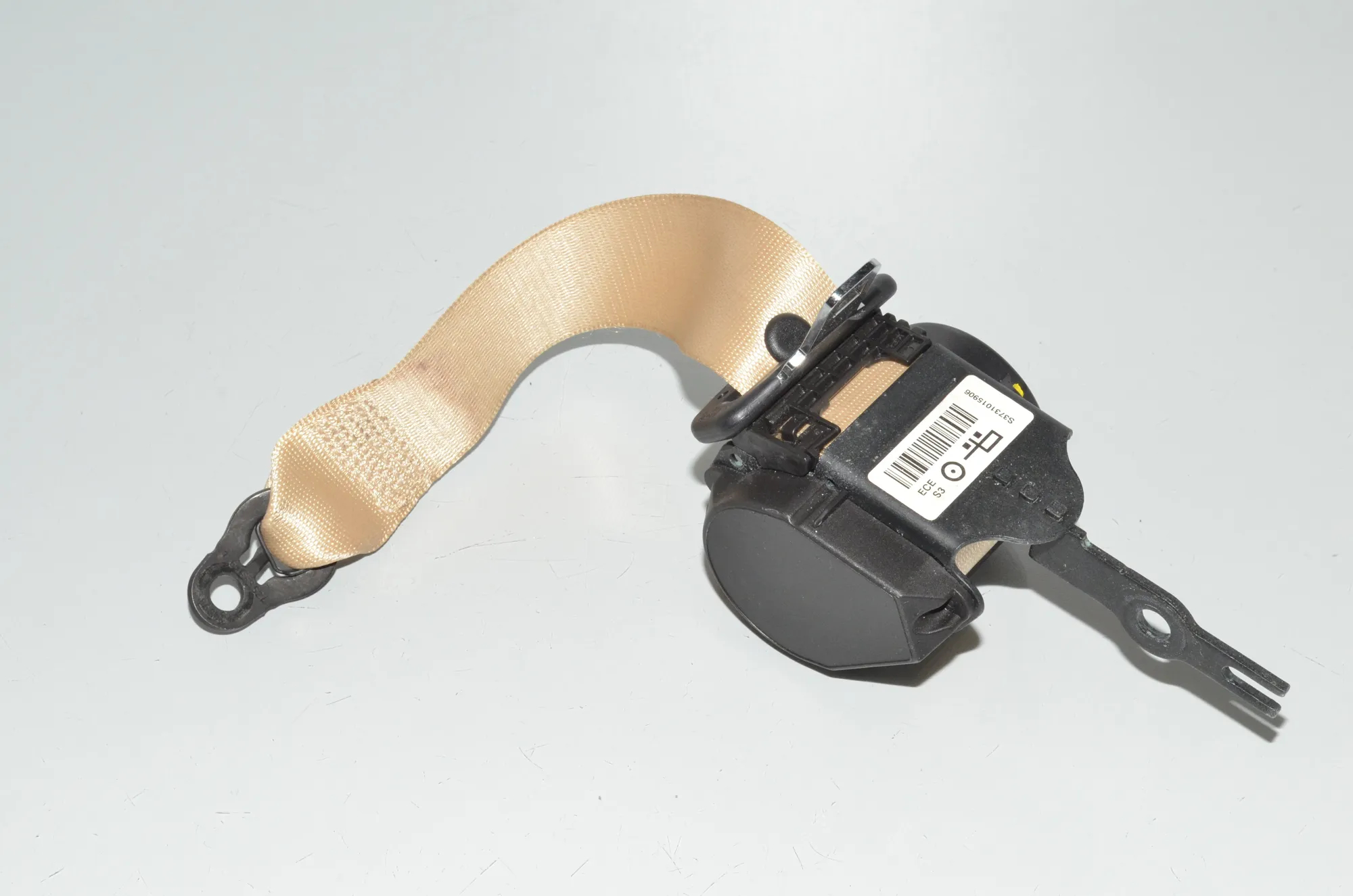 Rear Left Seatbelt – OEM 7310159 · BMW 3 (F30, F80) 320 i Efficient Dynamics 2014 – 4