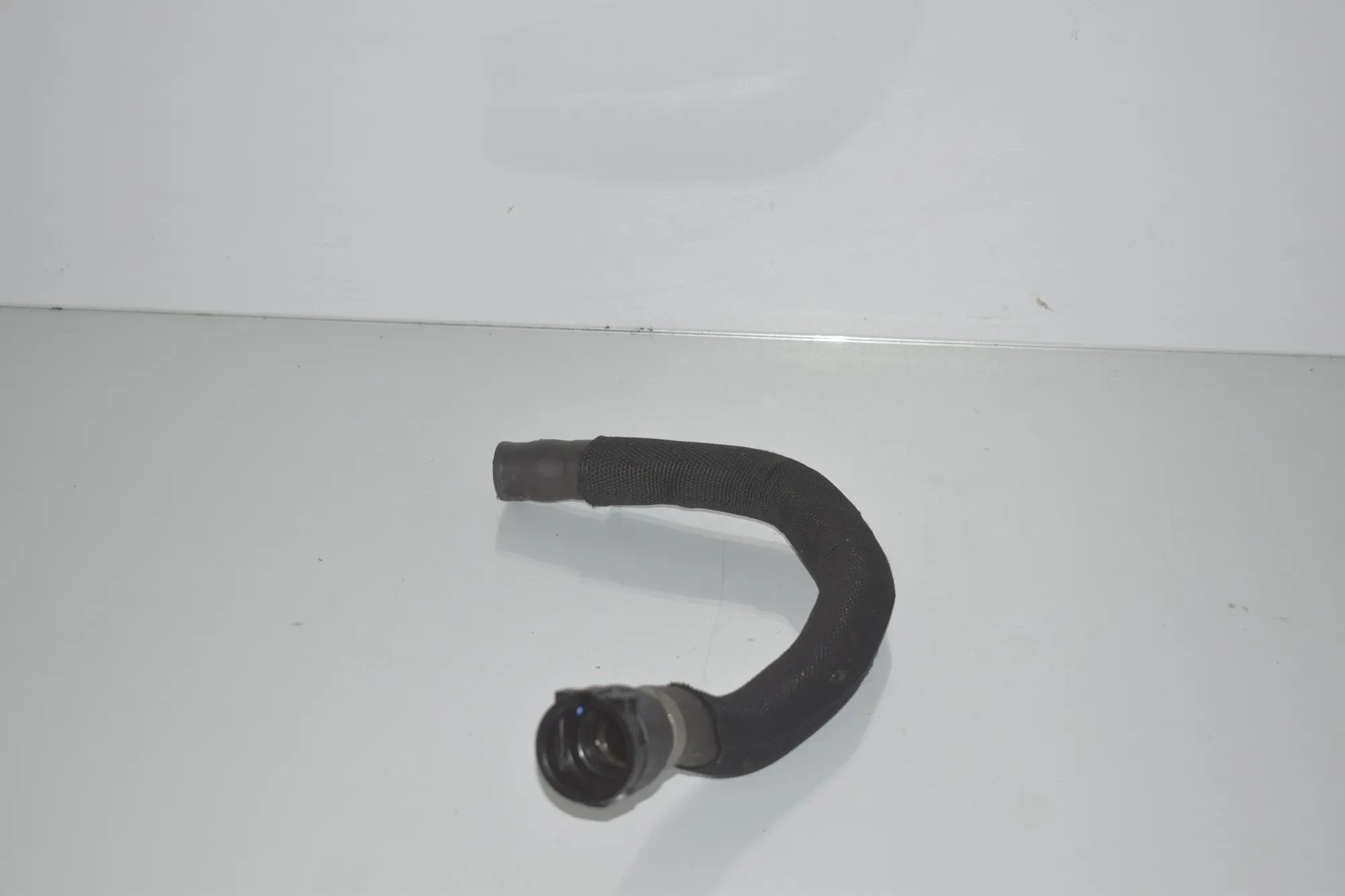 Left Side Cooling Radiator Hose – OEM 7576371 · BMW X6 (E71, E72) xDrive 50 i 2009 – 2