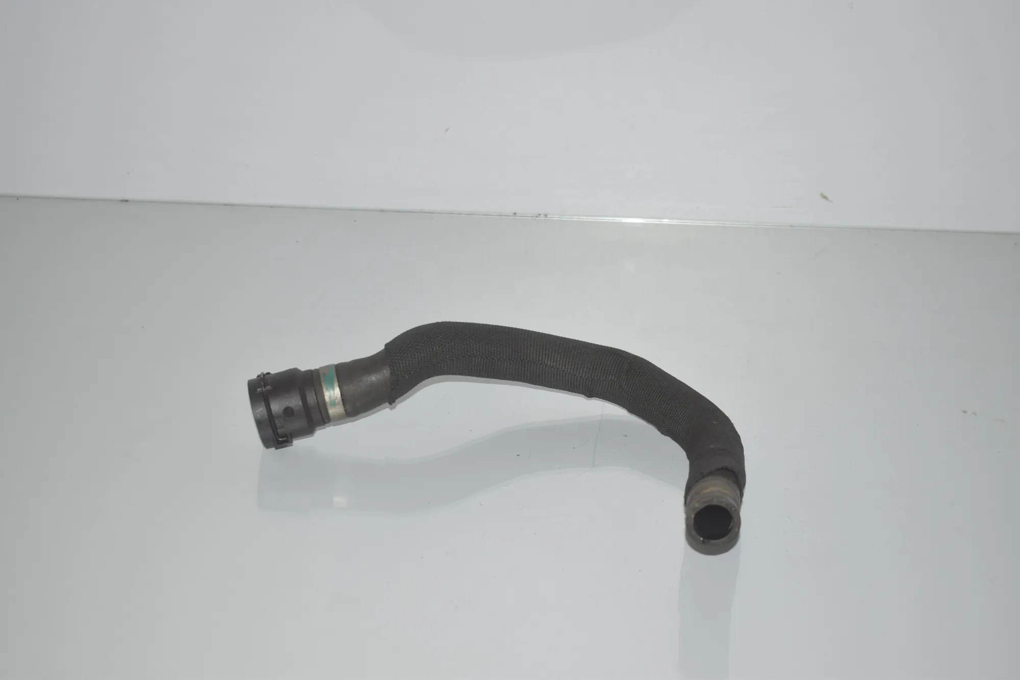 Left Side Cooling Radiator Hose – OEM 7576371 · BMW X6 (E71, E72) xDrive 50 i 2009