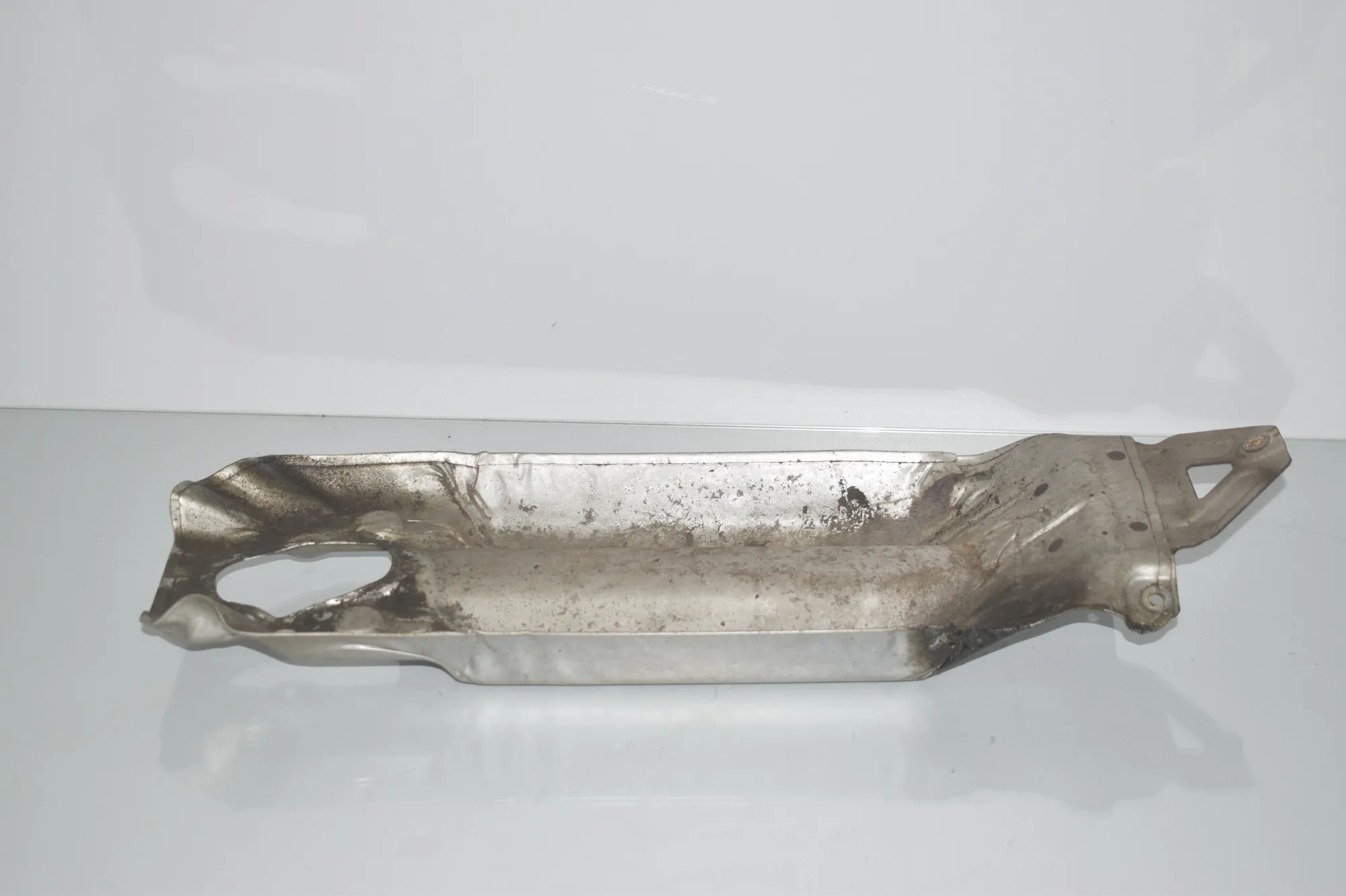 Heat Protection – OEM 7577001 · BMW X6 (E71, E72) xDrive 50 i 2009 – 2