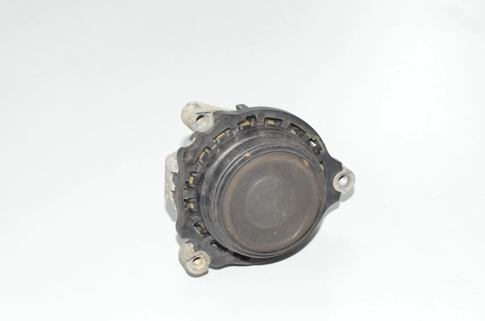 Right Side Engine Mount – OEM 6854252 · BMW 3 (F30, F80) 320 i Efficient Dynamics 2014 – 4