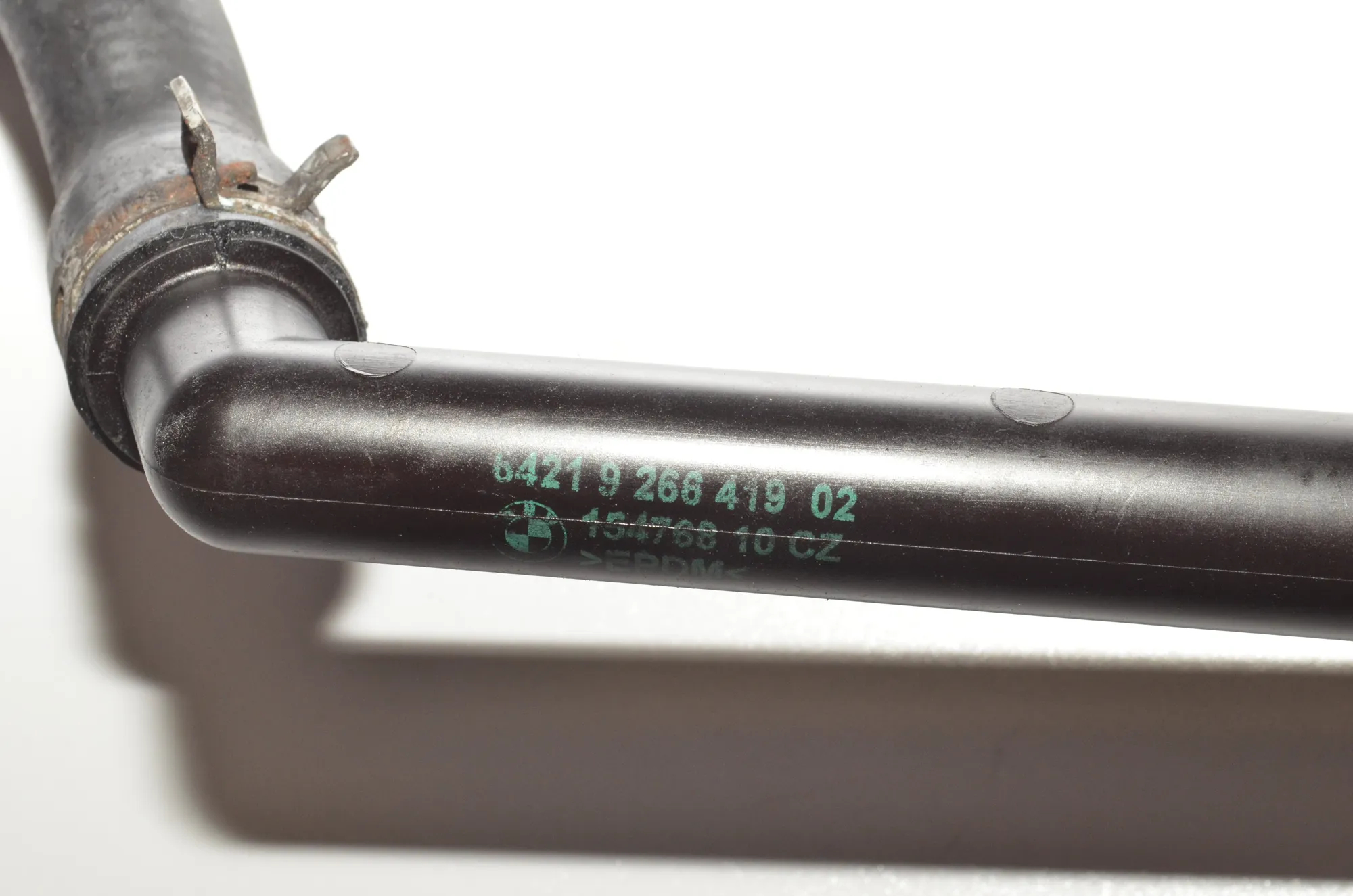 Coolant Hose Pipe – OEM 9266419 · BMW 5 Touring (F11) M 550 d xDrive 2012 – 5