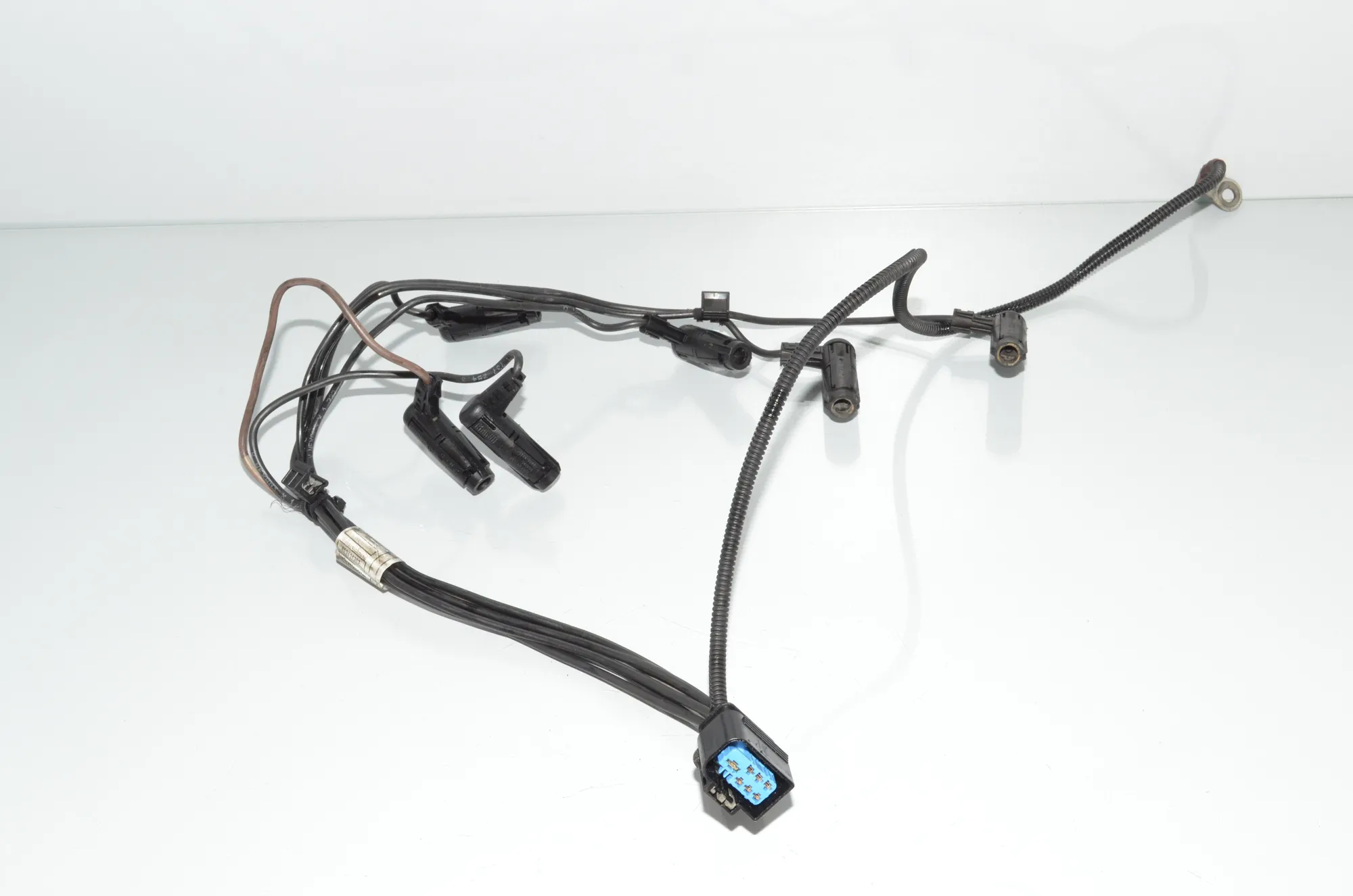Glow Plug Wires – OEM 8508115 · BMW 5 Touring (F11) M 550 d xDrive 2012 – 3