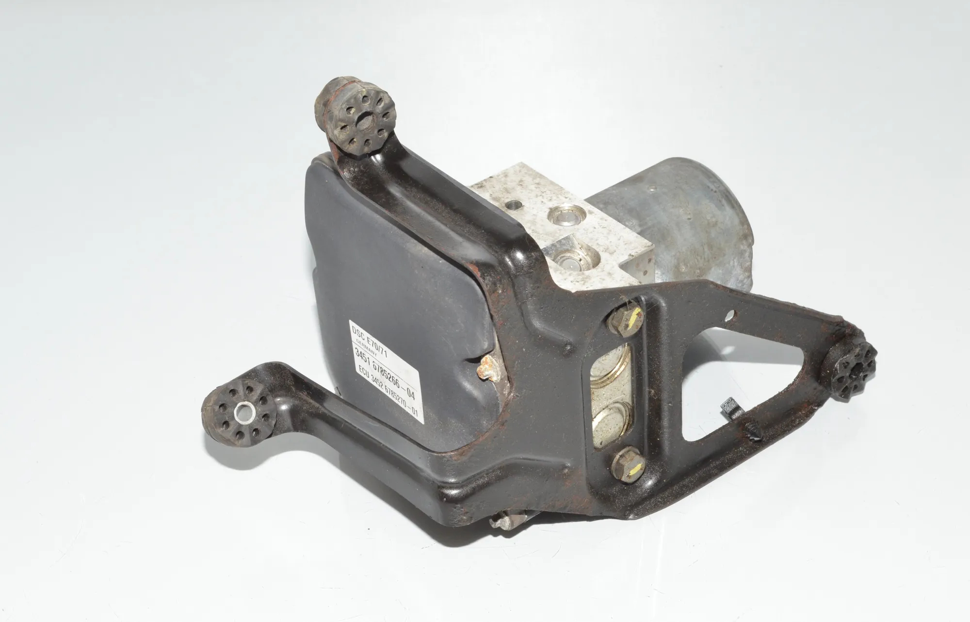 ABS Pump – OEM 6785266 · BMW X6 (E71, E72) xDrive 50 i 2009 – 2