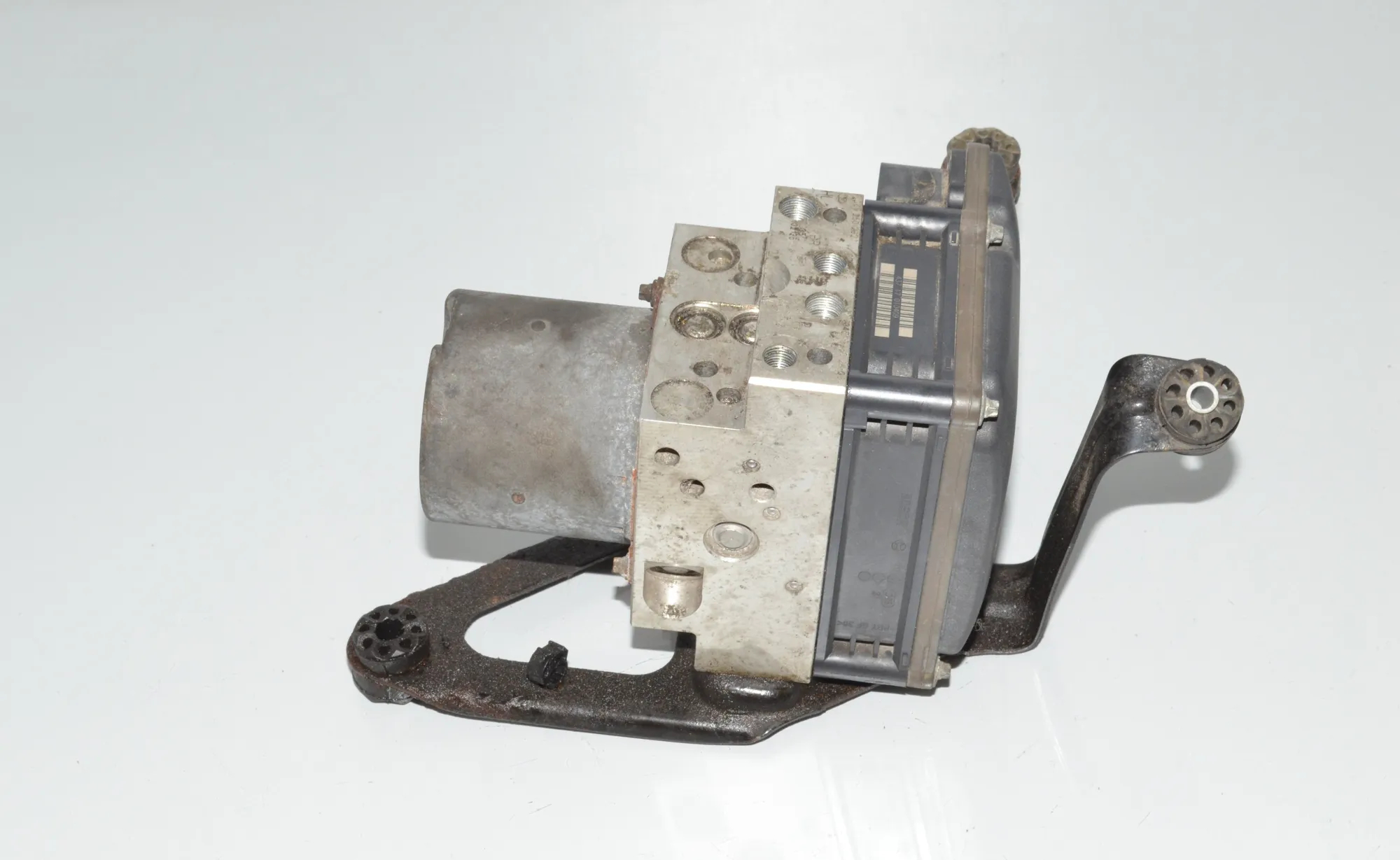 ABS Pump – OEM 6785266 · BMW X6 (E71, E72) xDrive 50 i 2009 – 3