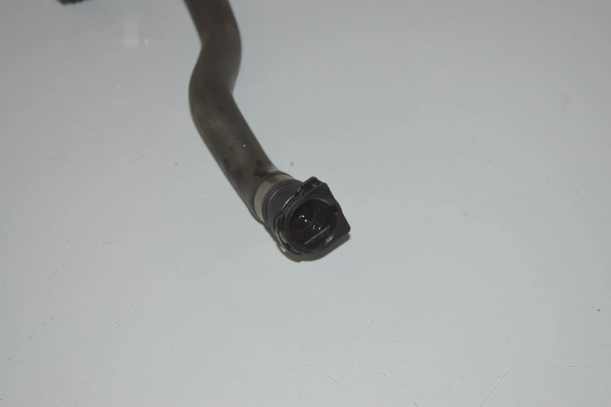 Coolant Hose Pipe – OEM 7596835 · BMW 3 (F30, F80) 320 i Efficient Dynamics 2014 – 3