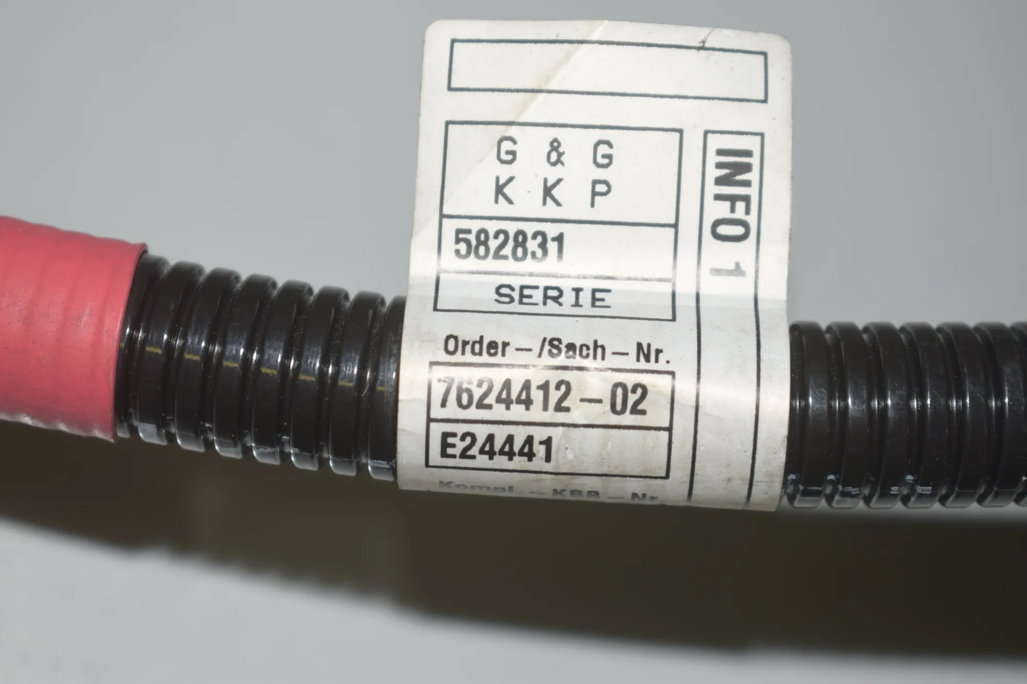 Positive Battery Cable – OEM 7624412 · BMW 3 (F30, F80) 320 i Efficient Dynamics 2014 – 4
