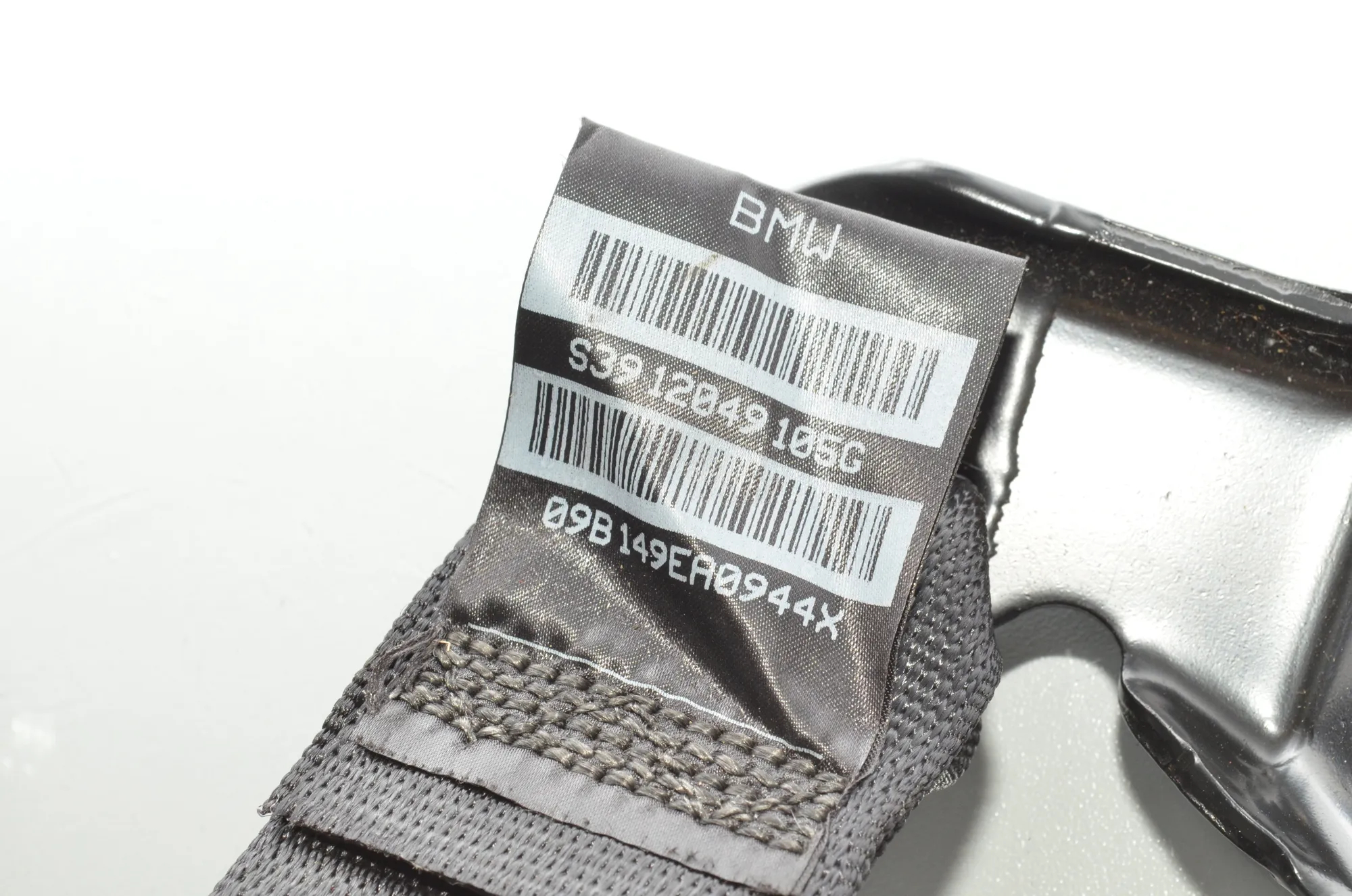 Rear Left Seatbelt – OEM 9120491 · BMW X6 (E71, E72) xDrive 50 i 2009 – 5
