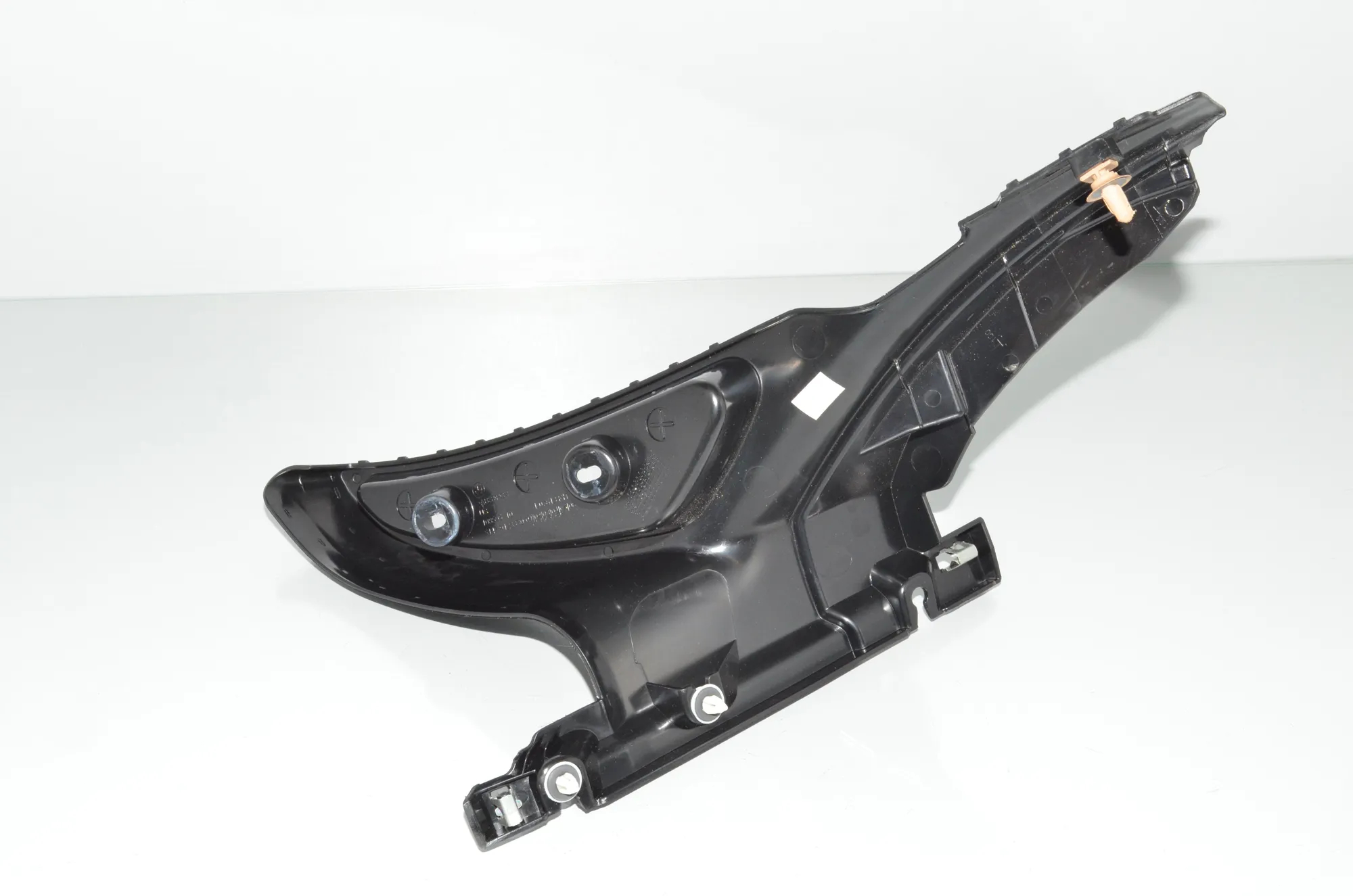 Rear Right Interior Step Trim – OEM 9123330 · BMW X6 (E71, E72) xDrive 50 i 2009 – 3