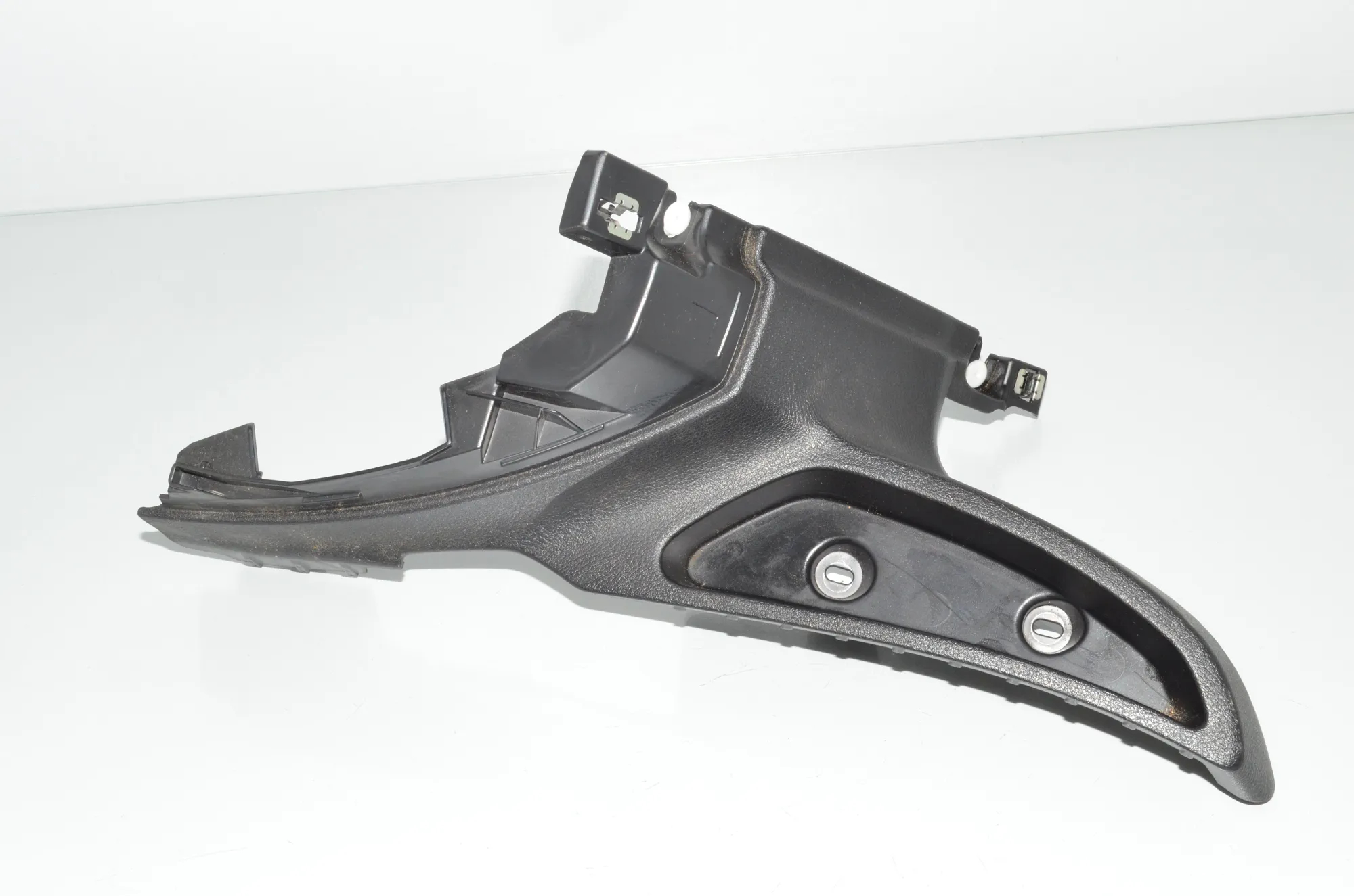 Rear Left Interior Step Trim – OEM 9123329 · BMW X6 (E71, E72) xDrive 50 i 2009