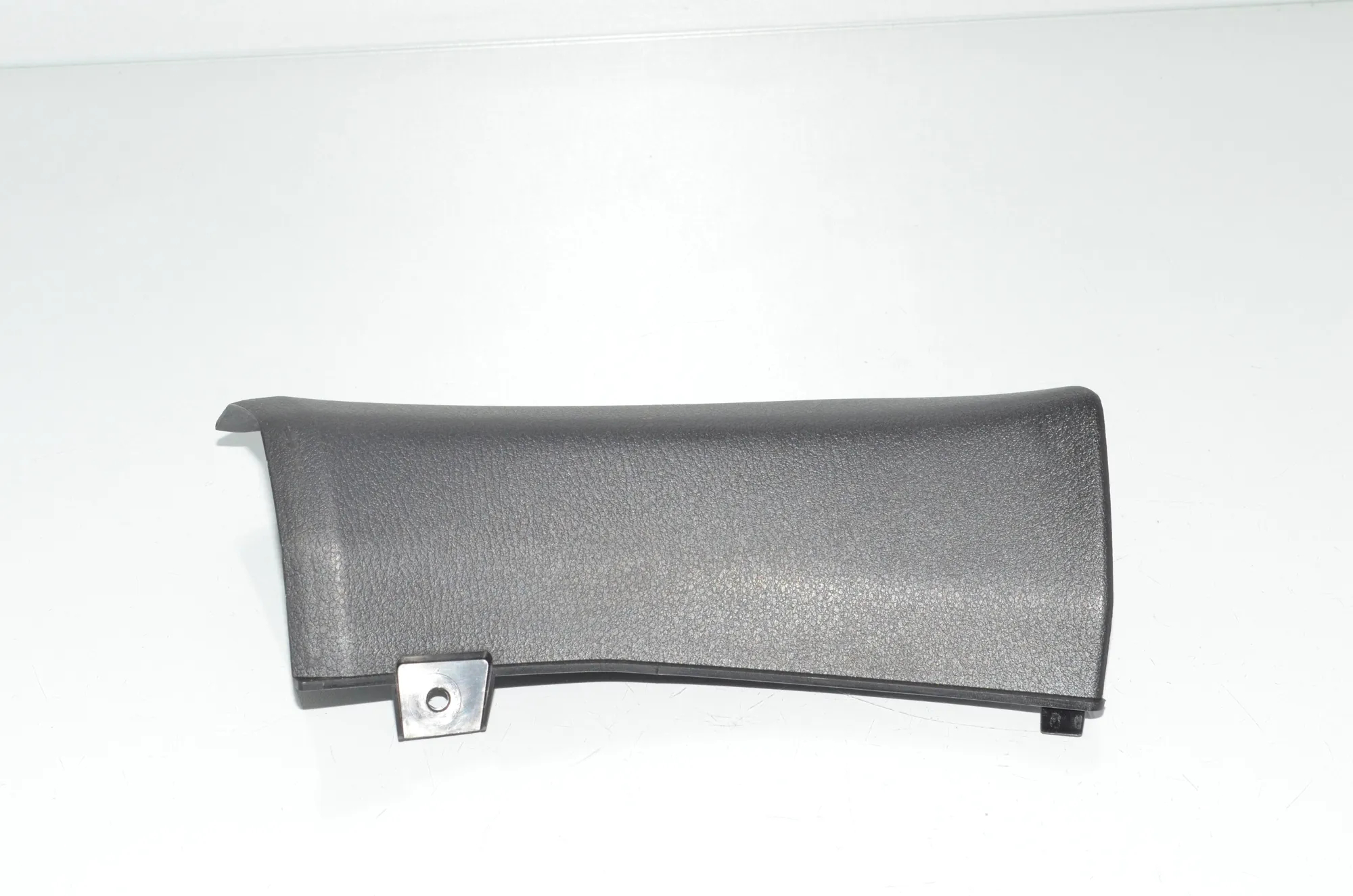 Rear Left Pillar Trim – OEM 6981055 · BMW X6 (E71, E72) xDrive 50 i 2009