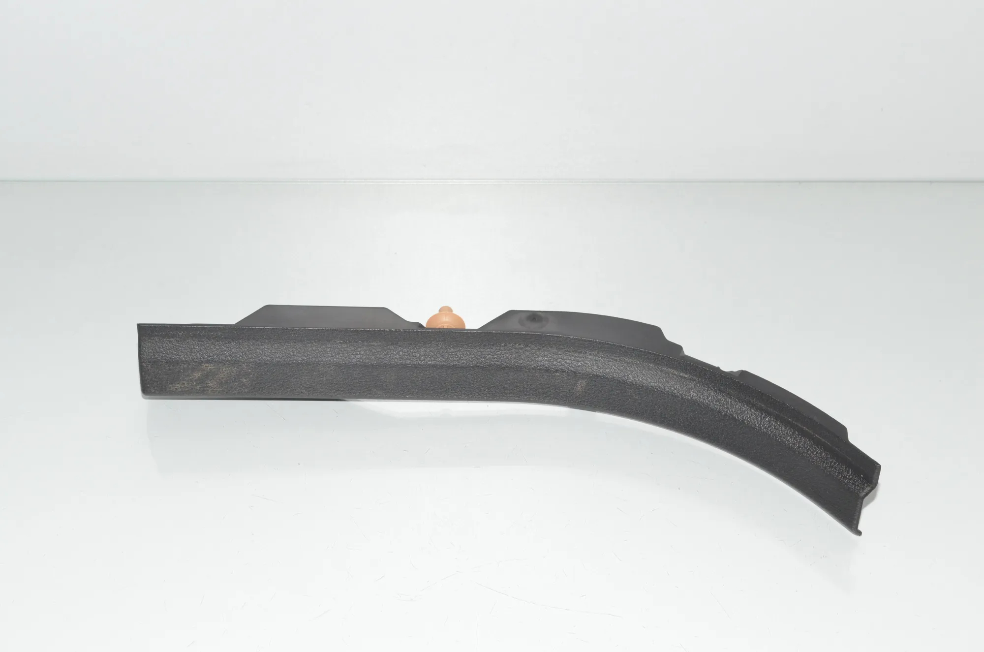 Rear Right Interior Step Trim – OEM 9138226 · BMW X6 (E71, E72) xDrive 50 i 2009