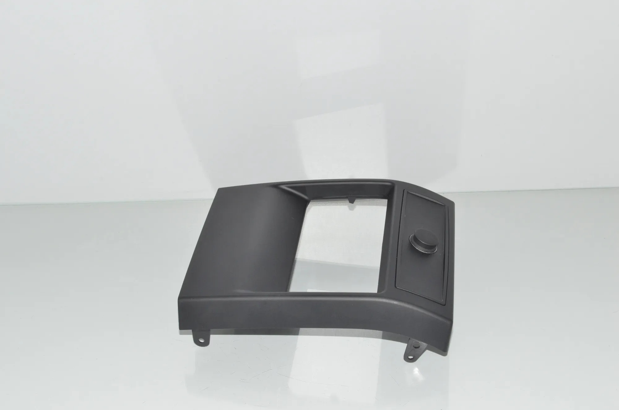 Center Console Trim – OEM 9125617 · BMW X6 (E71, E72) xDrive 50 i 2009 – 2