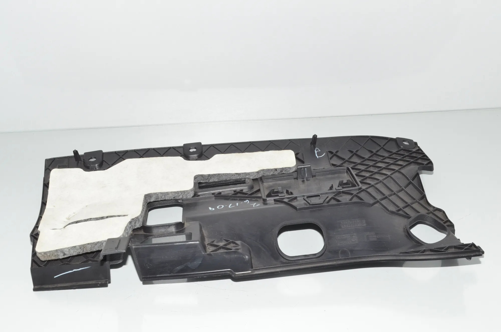 Dashboard Lower Trim – OEM 7161786 · BMW X6 (E71, E72) xDrive 50 i 2009 – 4