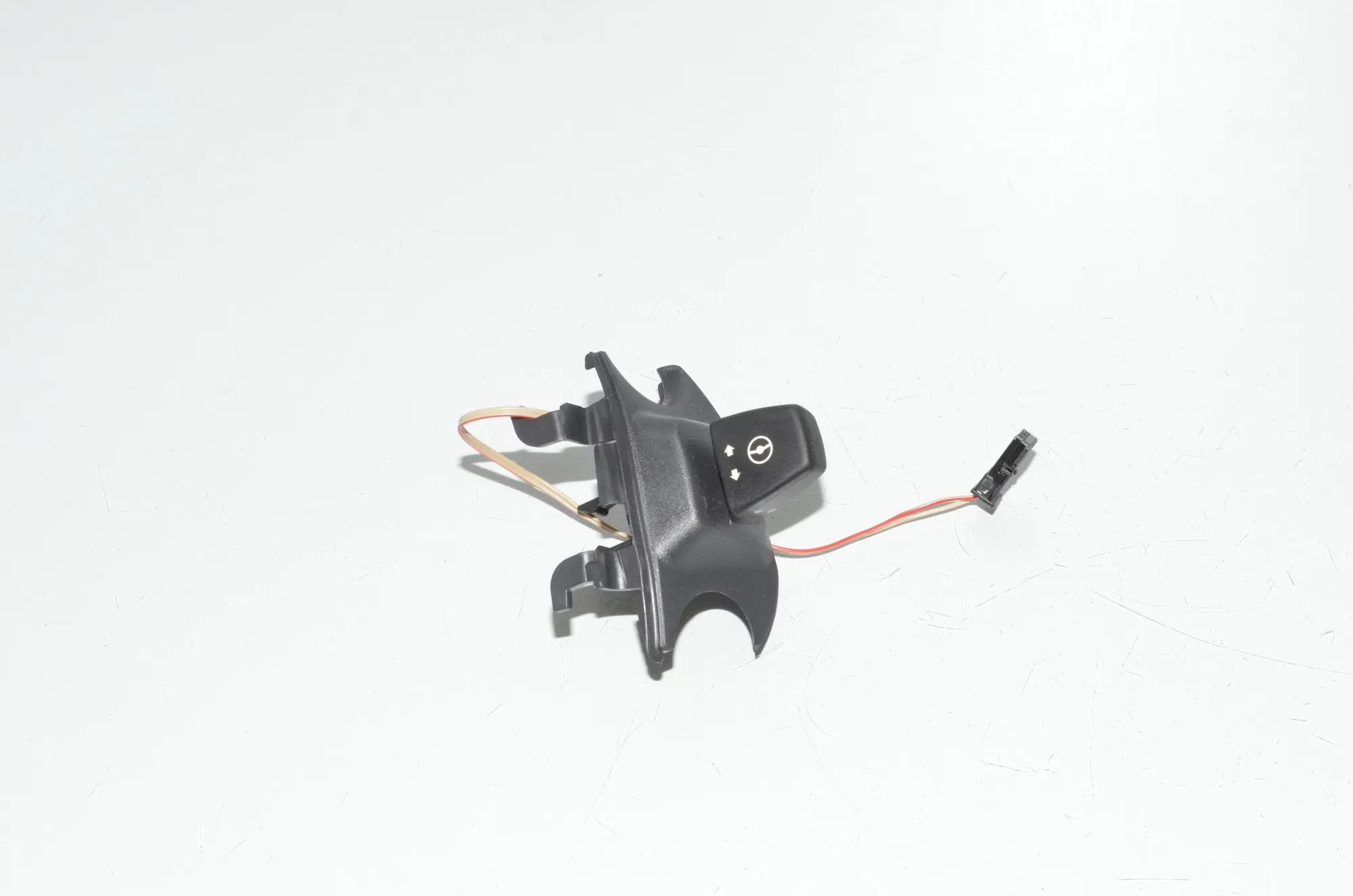 Steering Wheel Adjustment Switch – OEM 6966710 · BMW X6 (E71, E72) xDrive 50 i 2009