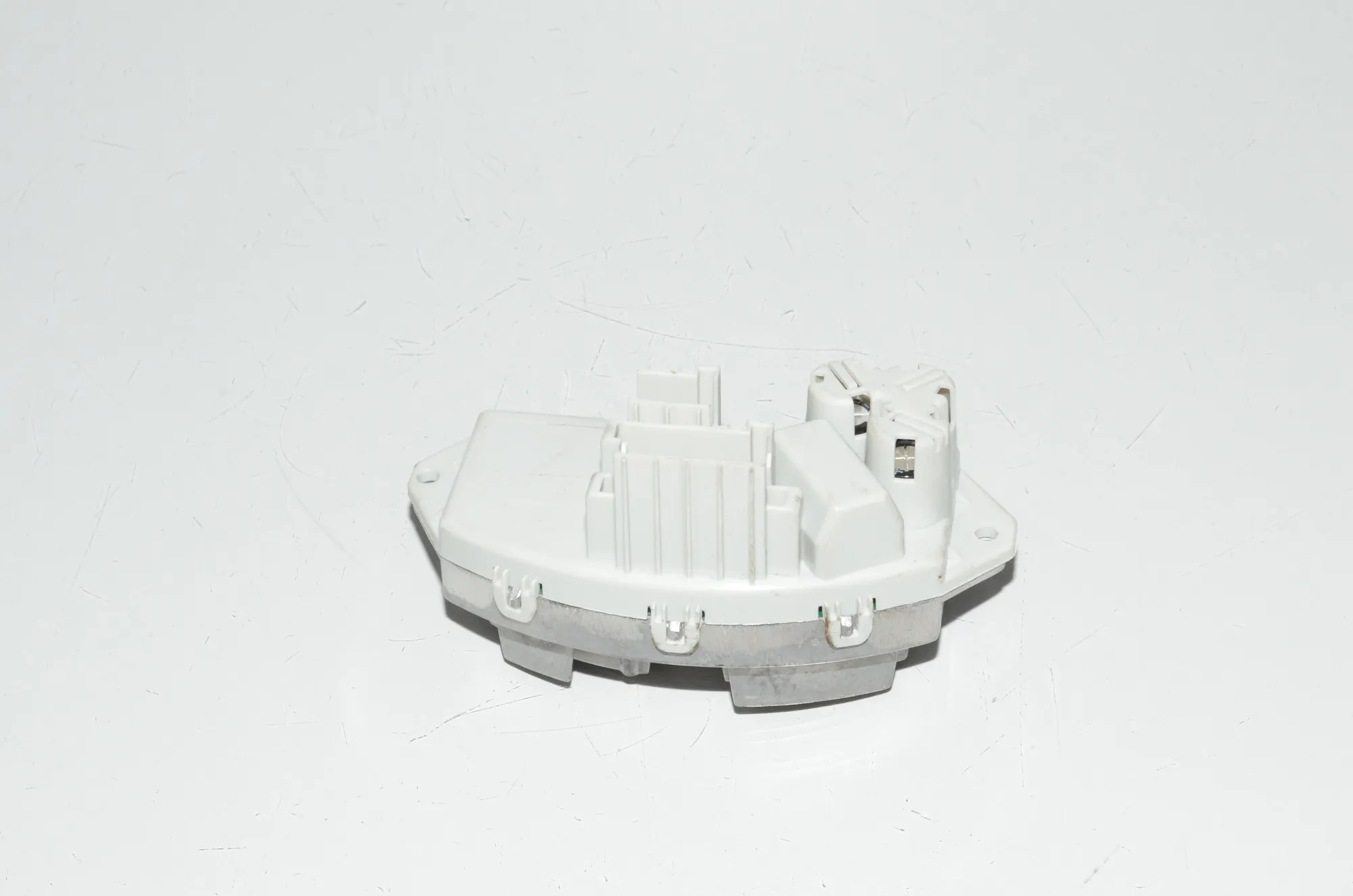 Interior Heater Resistor – OEM 6949645 · BMW X6 (E71, E72) xDrive 50 i 2009 – 3