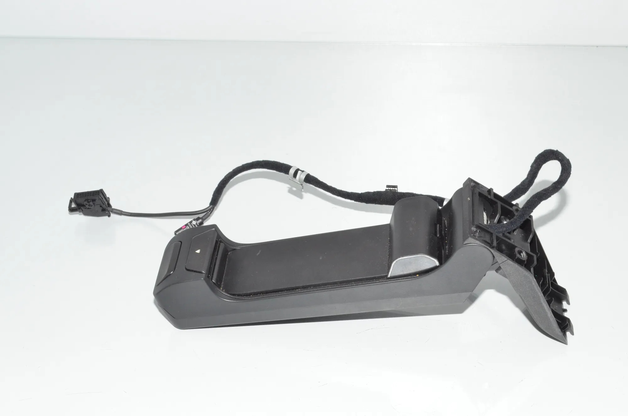 Phone Control Unit – OEM 9169728 · BMW X6 (E71, E72) xDrive 50 i 2009 – 2